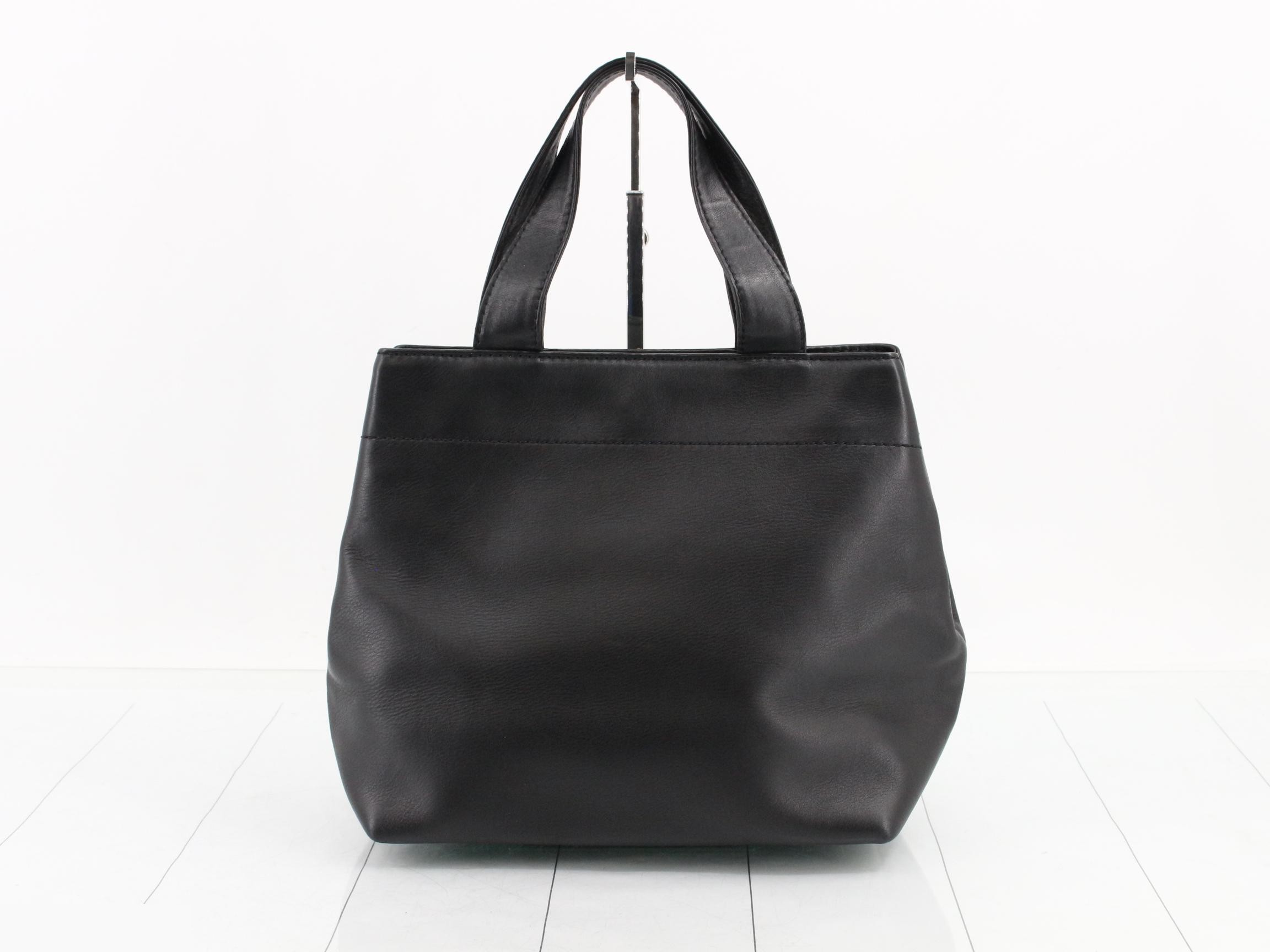 Leather turn-lock handbag — view 2