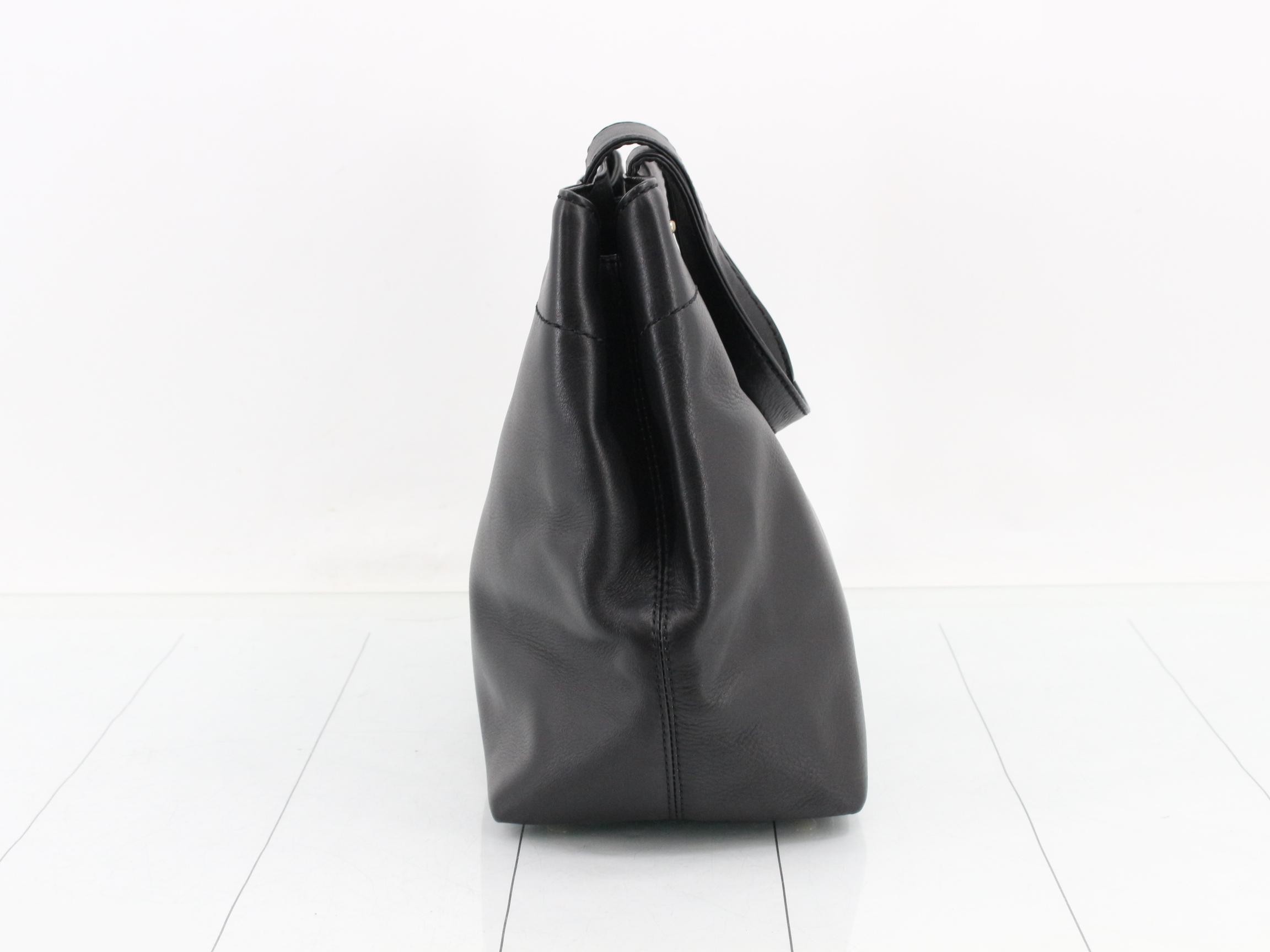 Leather turn-lock handbag — view 4