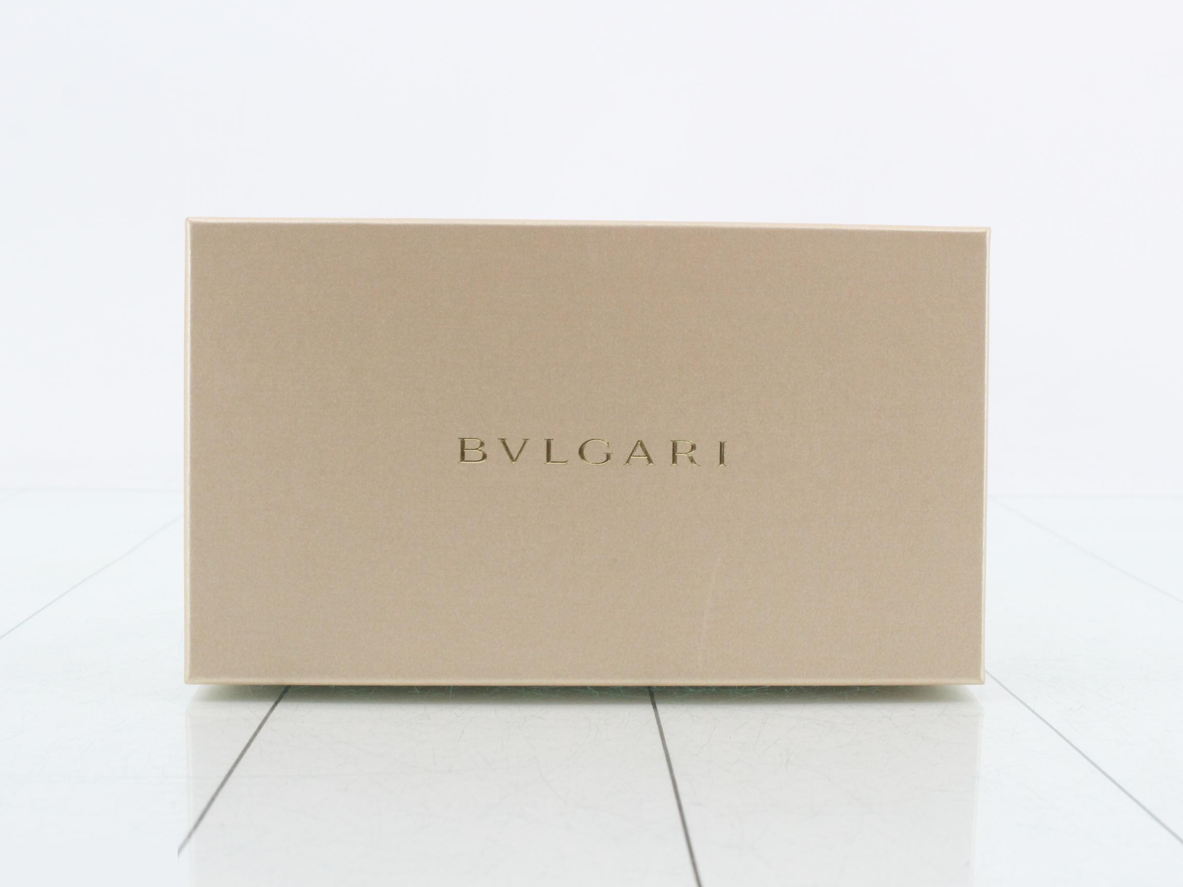 (bags) and wallets — view 5