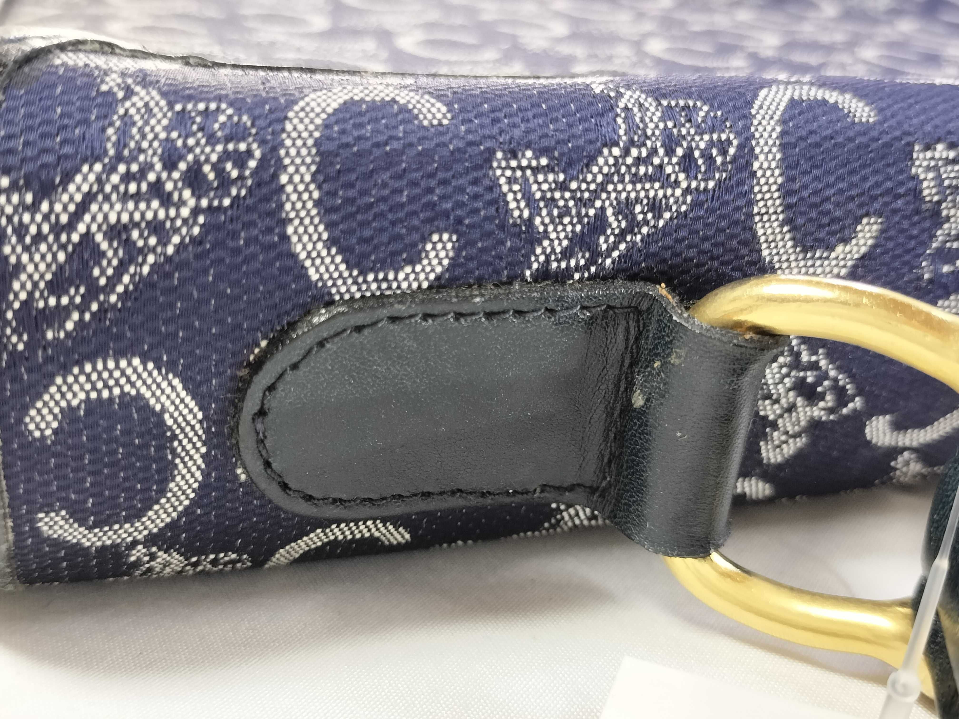 Canvas One-Hand Handbag — view 3