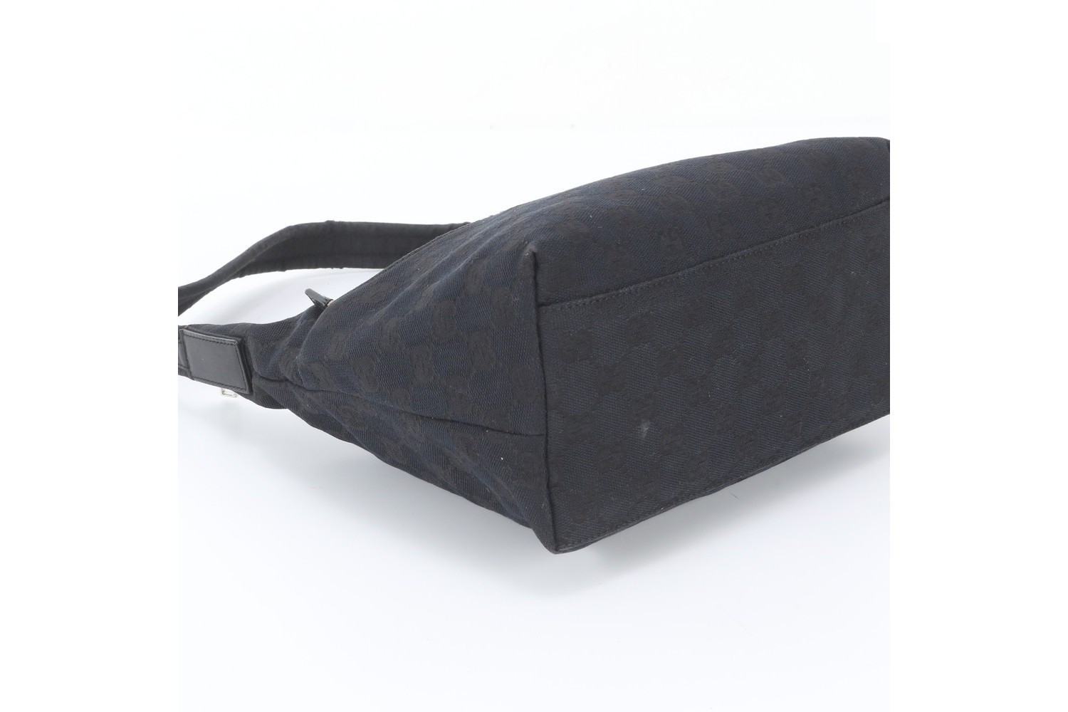 GG Canvas 001 3386 Leather One-Shoulder Bag — view 5