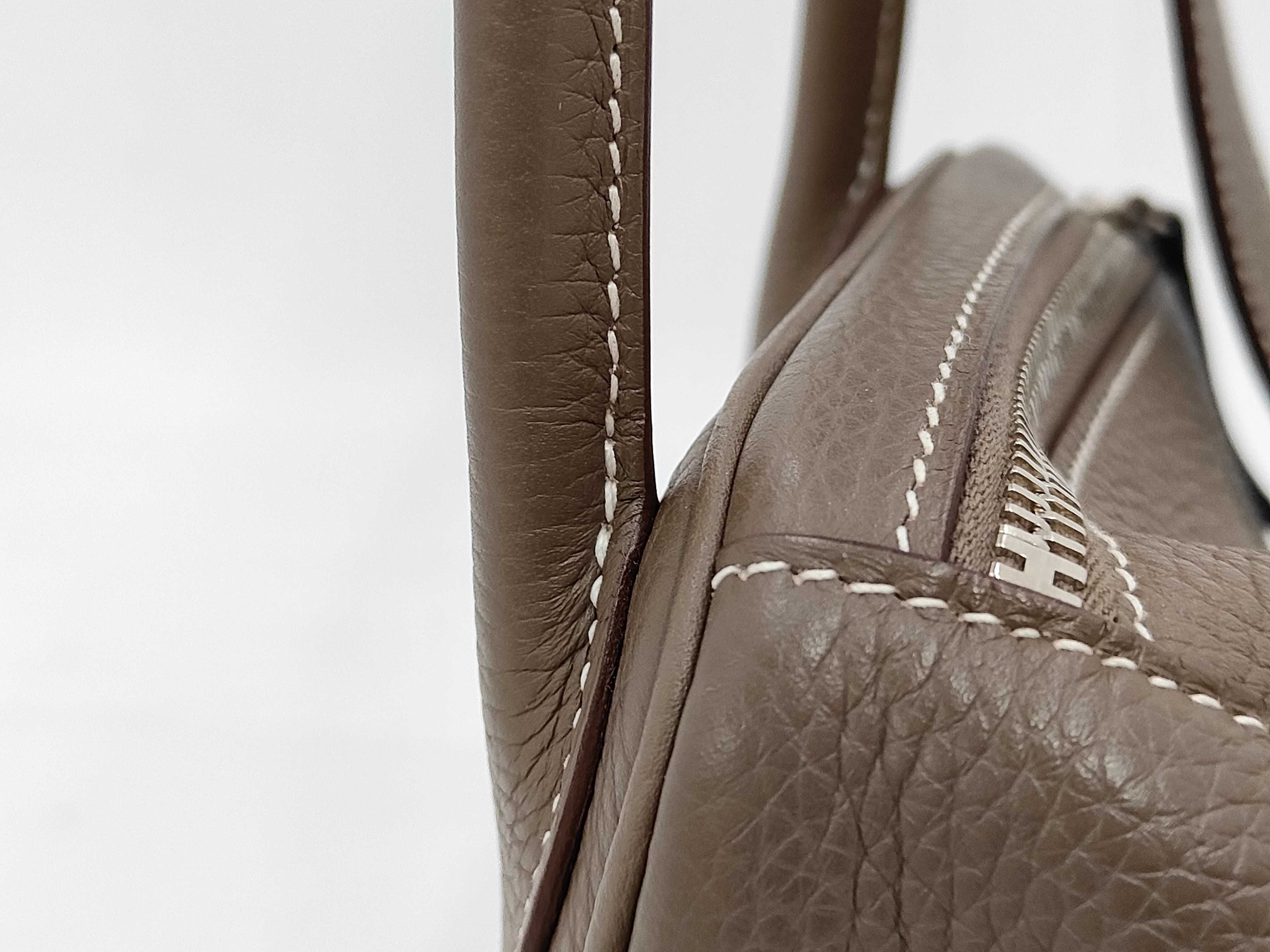Lindy 30 2-Way Bag, Etoupe/Greige Handbag — view 3