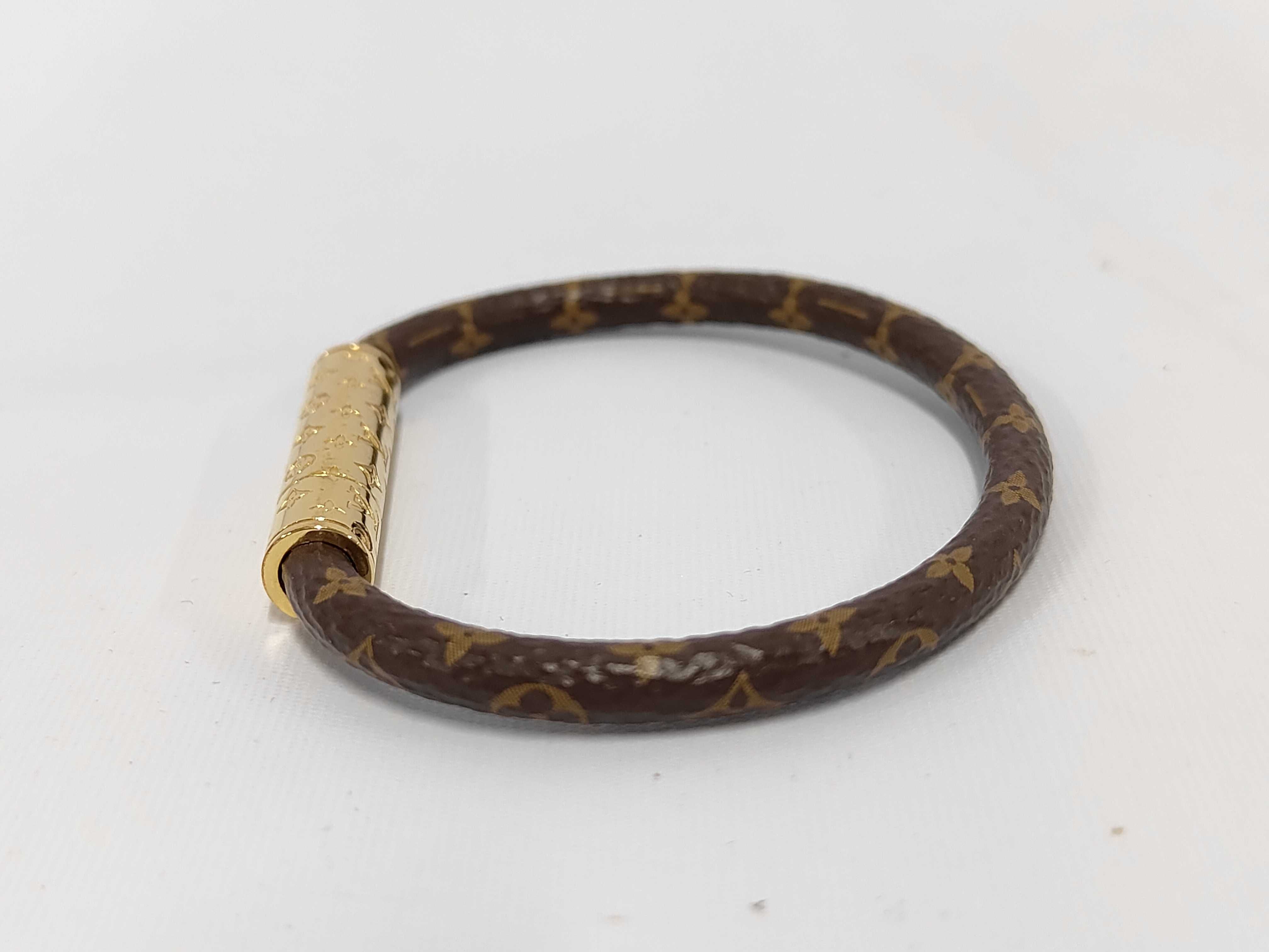 Monogram Bracelet LV Confidential M6334 Bracelet/Bangle — view 2