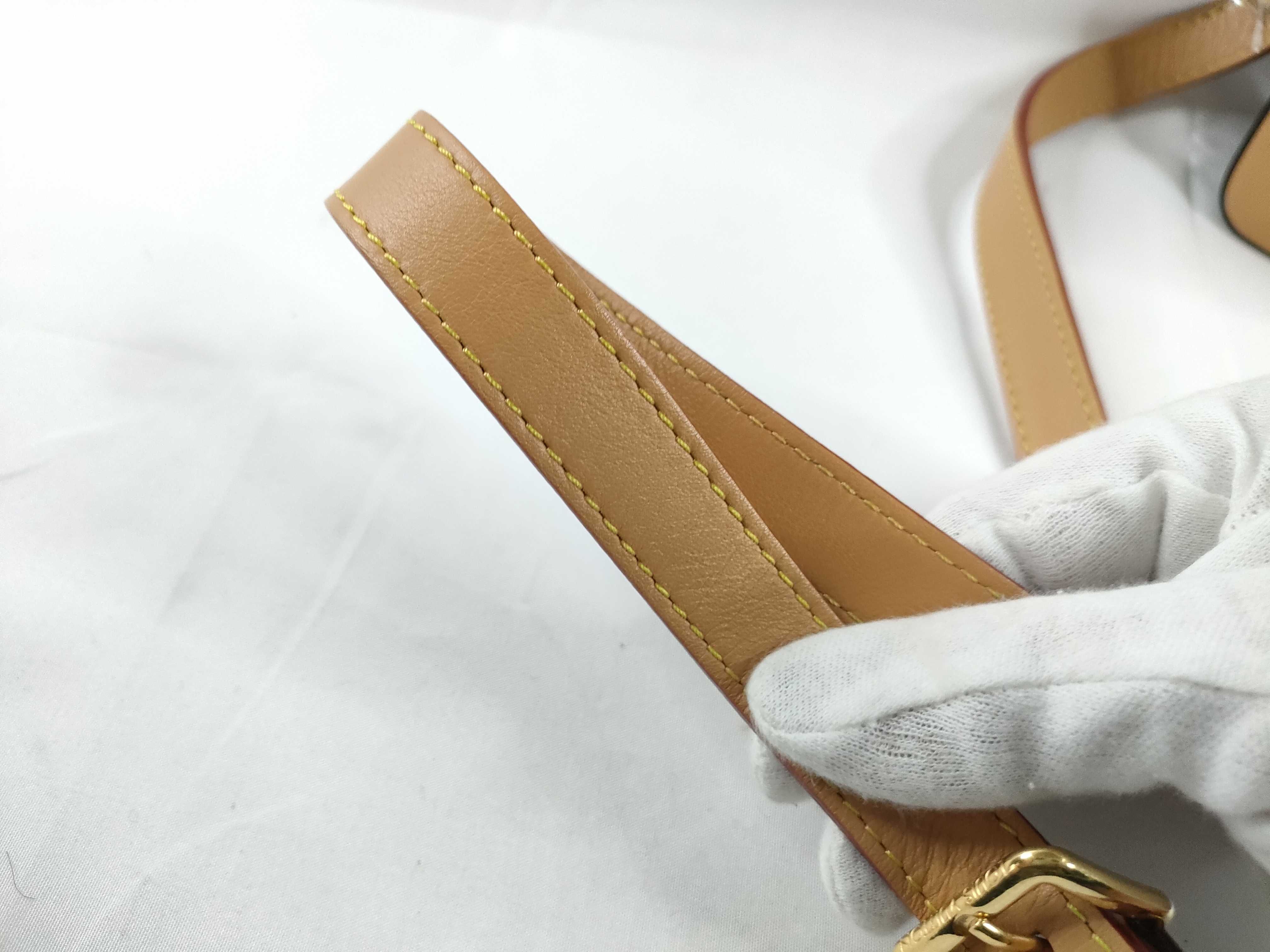 Monogram LV M14063 Wallet Shoulder Bag — view 7