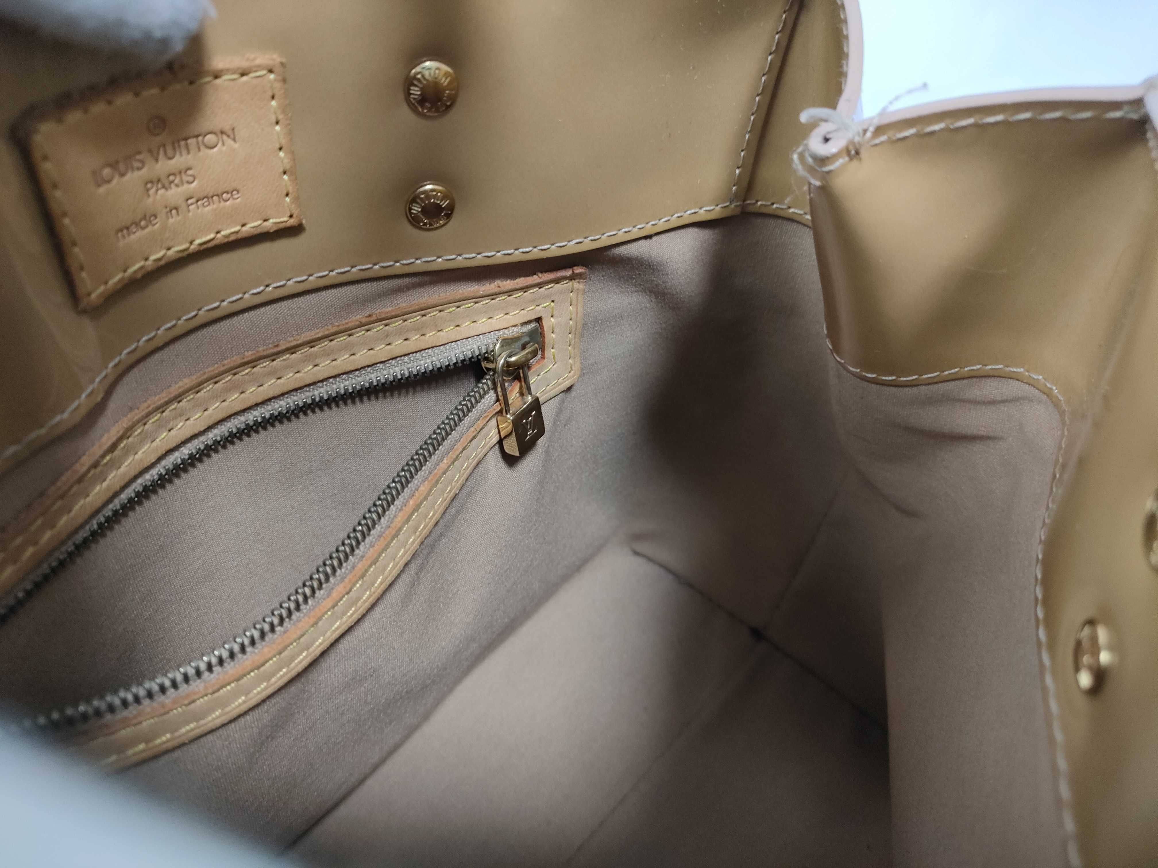 Vernis Louis Vuitton Handbag — view 12