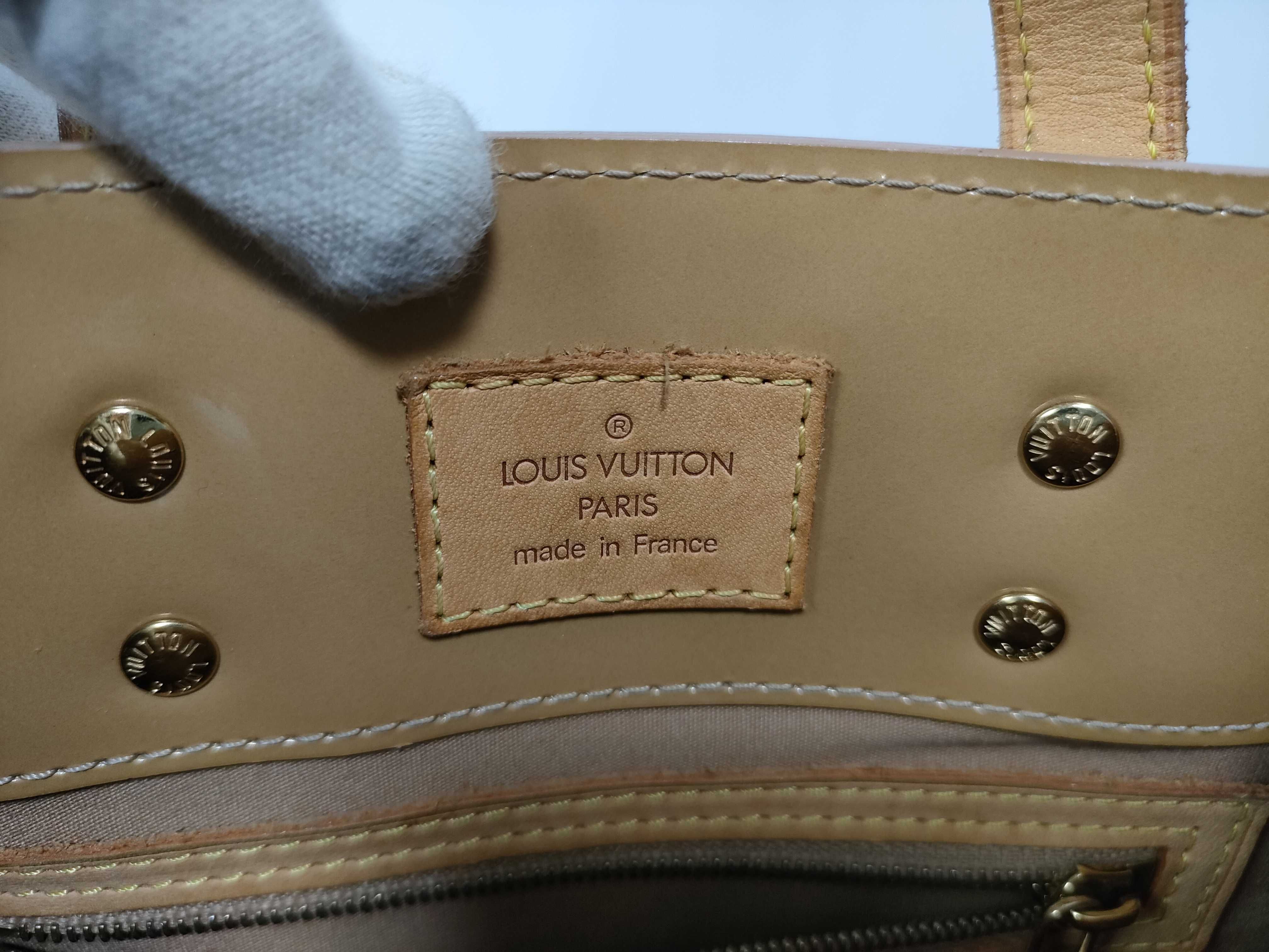 Vernis Louis Vuitton Handbag — view 14
