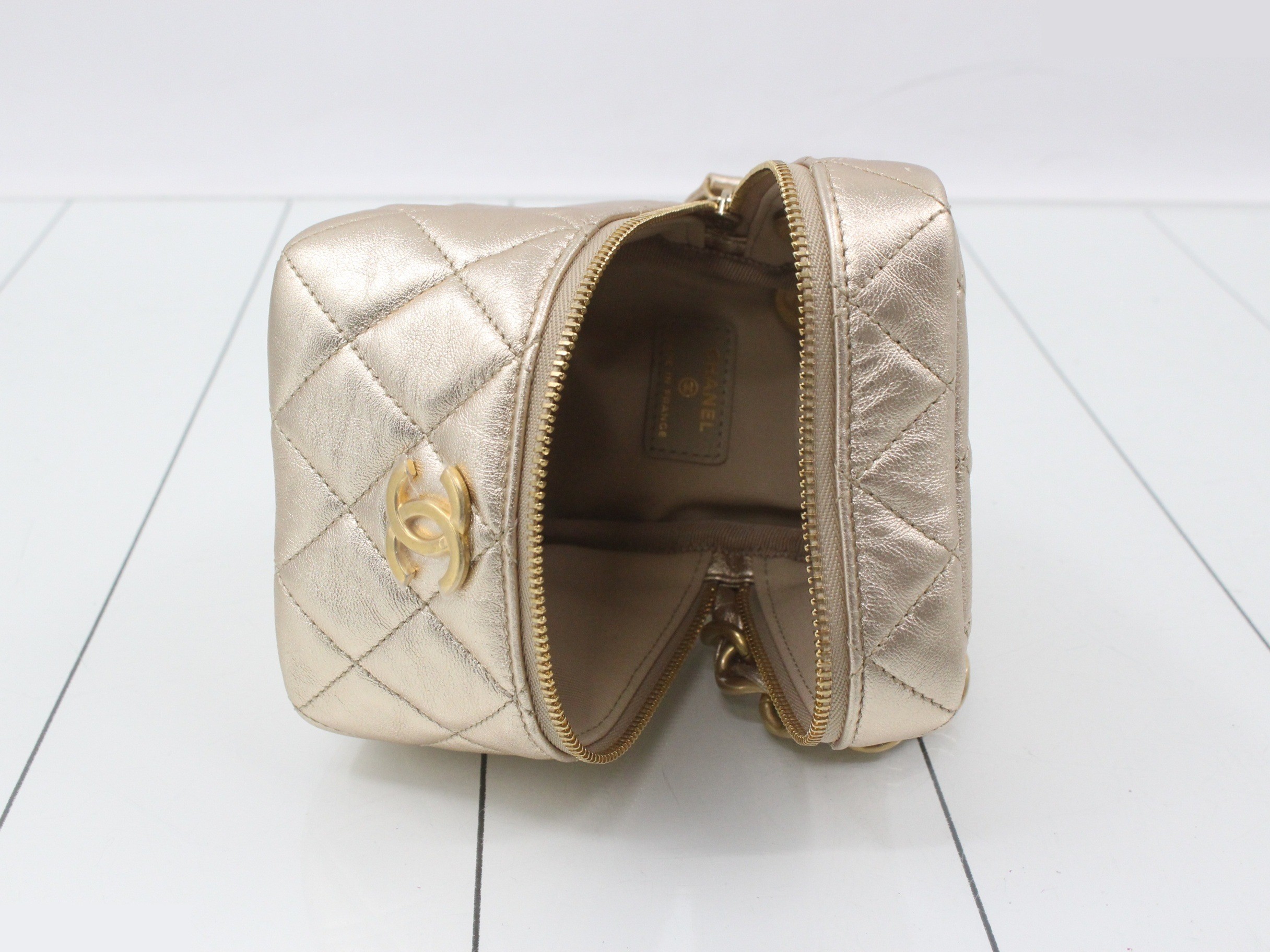 Matelassé Leather Square Chain Clutch Handbag, Gold — view 4