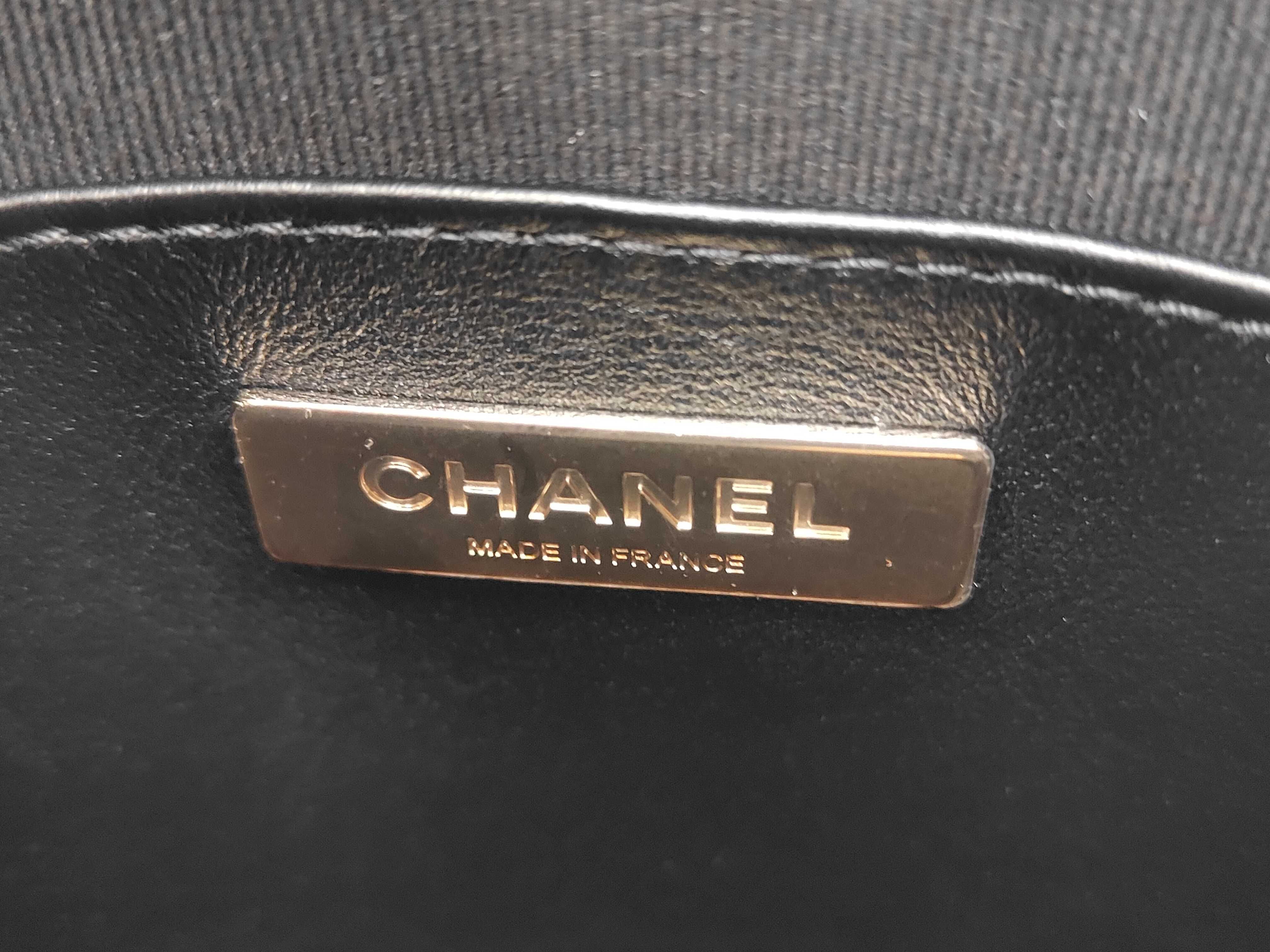 Star Logo Chain Shoulder Bag (Random Serial Number) — view 10