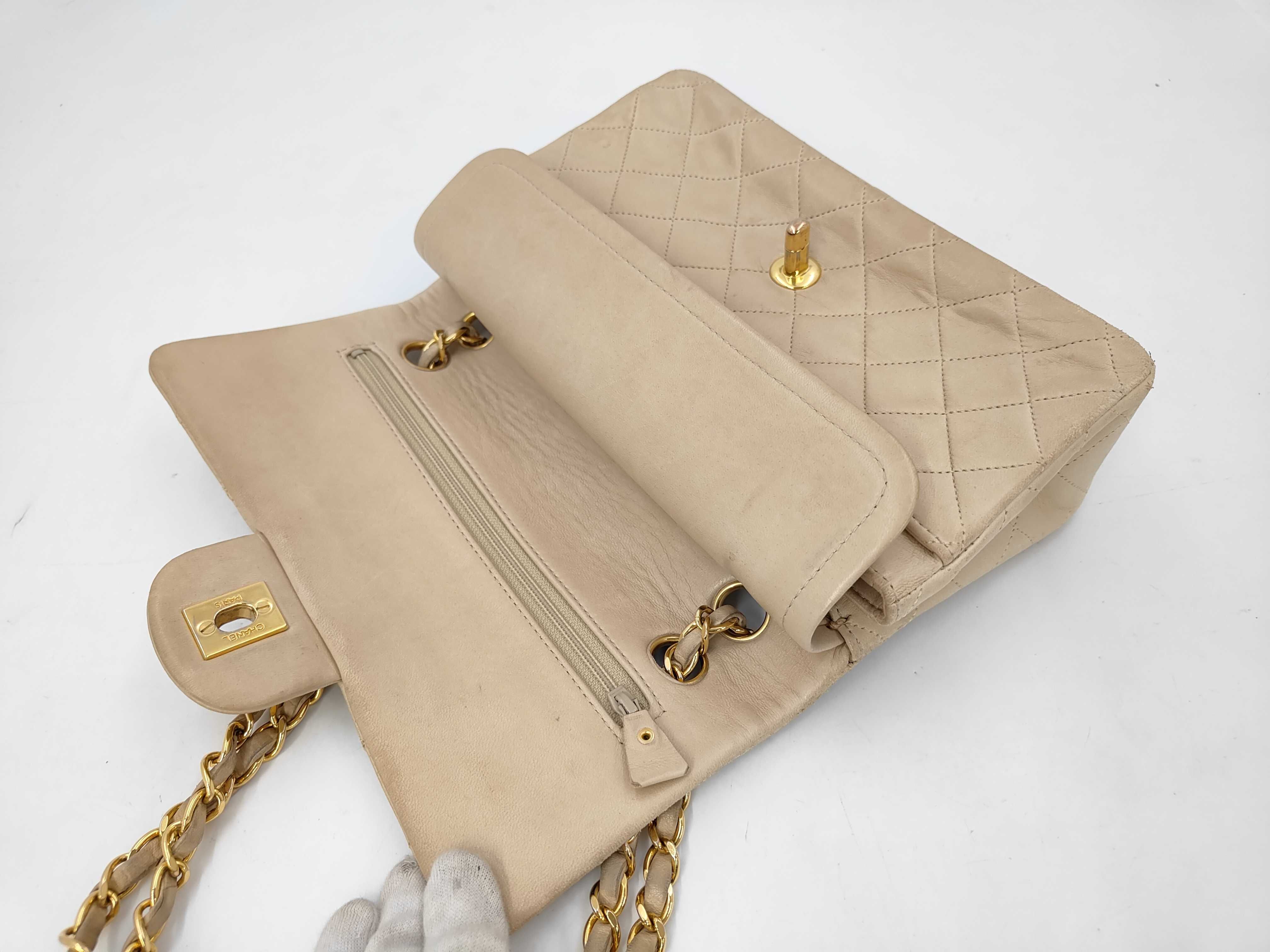 Matelassé 23 Double Flap Double Chain Shoulder Bag (2010543) — view 8