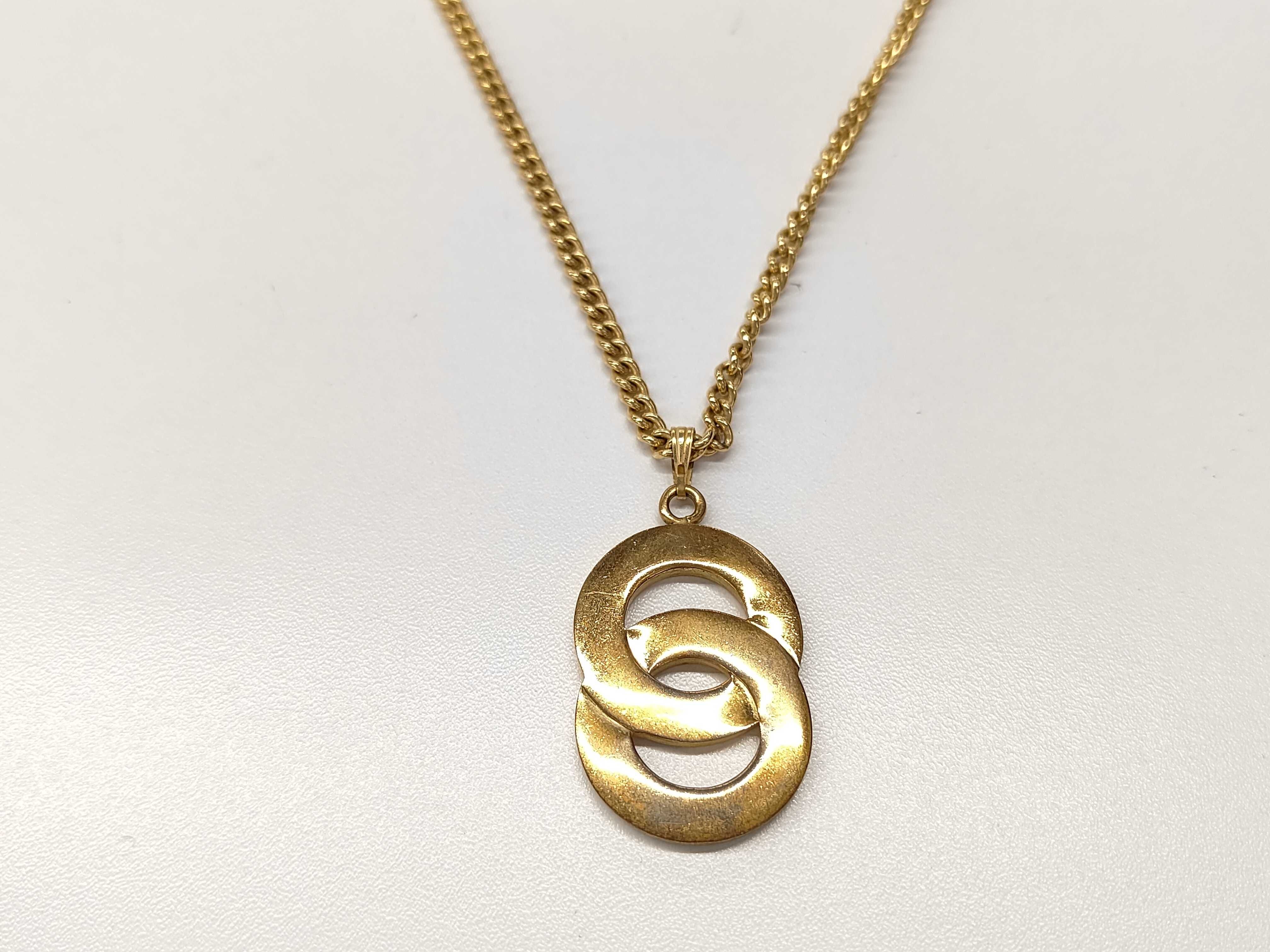 necklace — view 3