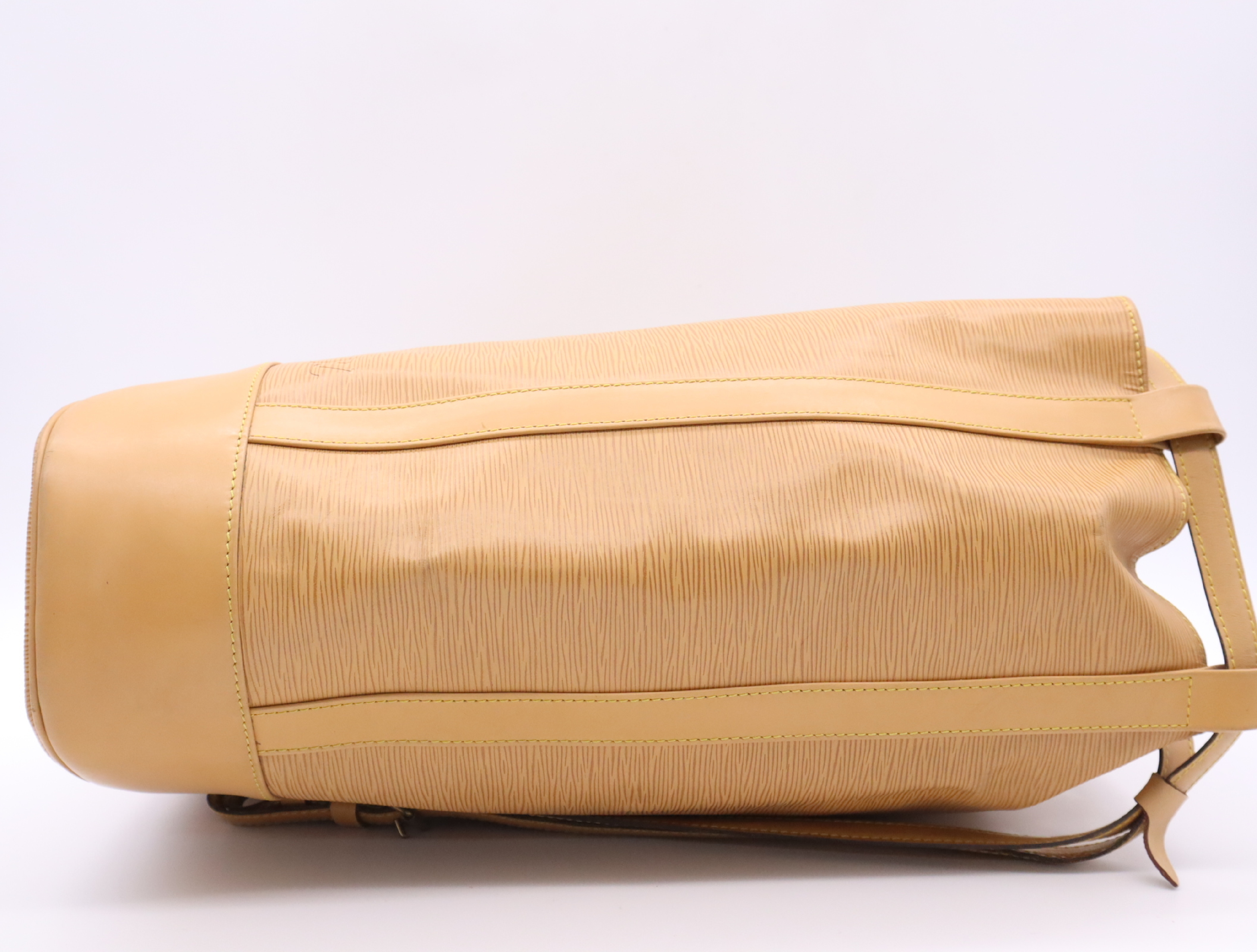 M43088 Epi Randonnée GM Zipangu Gold Shoulder Bag — view 5