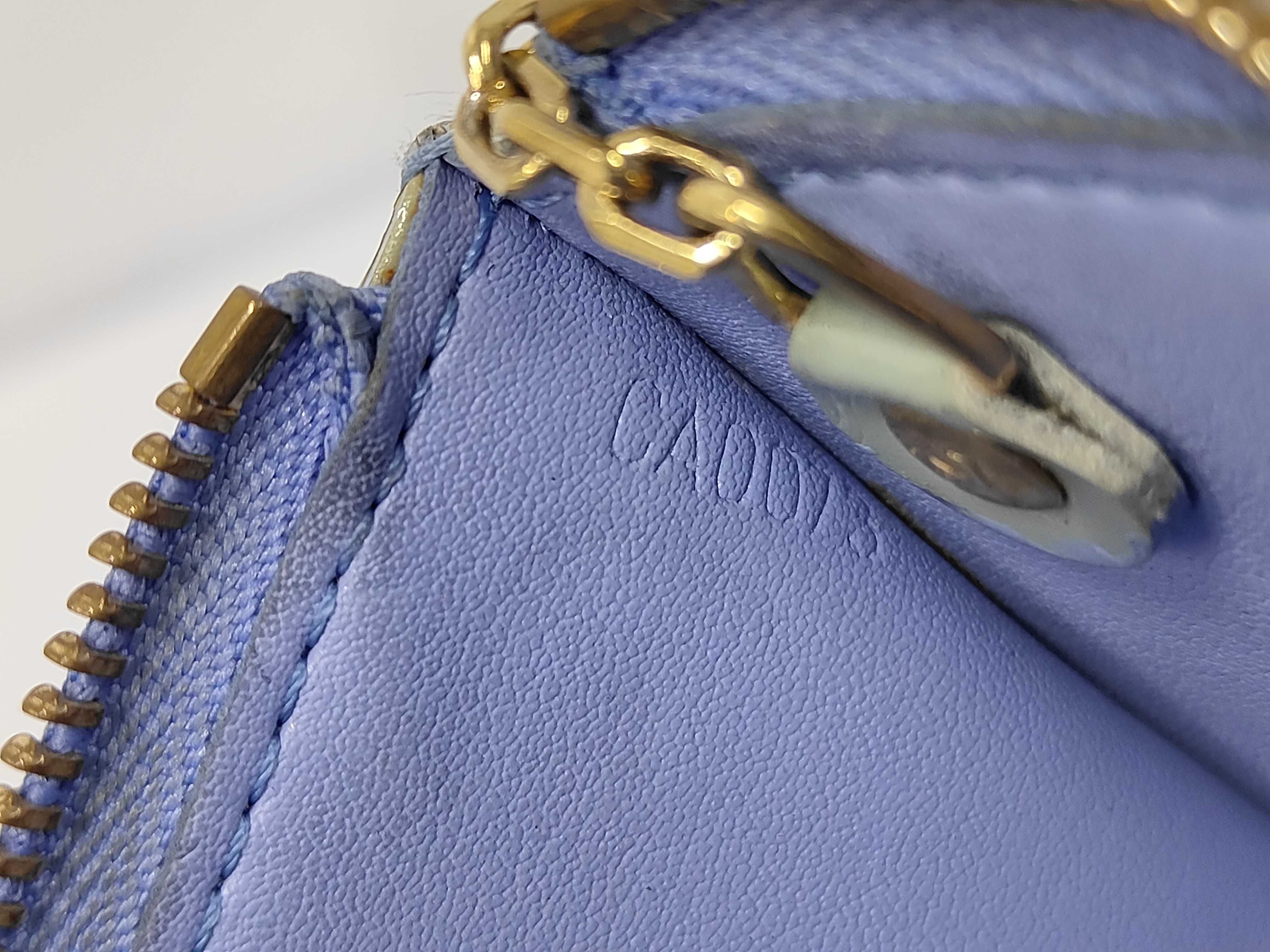 Vernis Coin Case — view 10