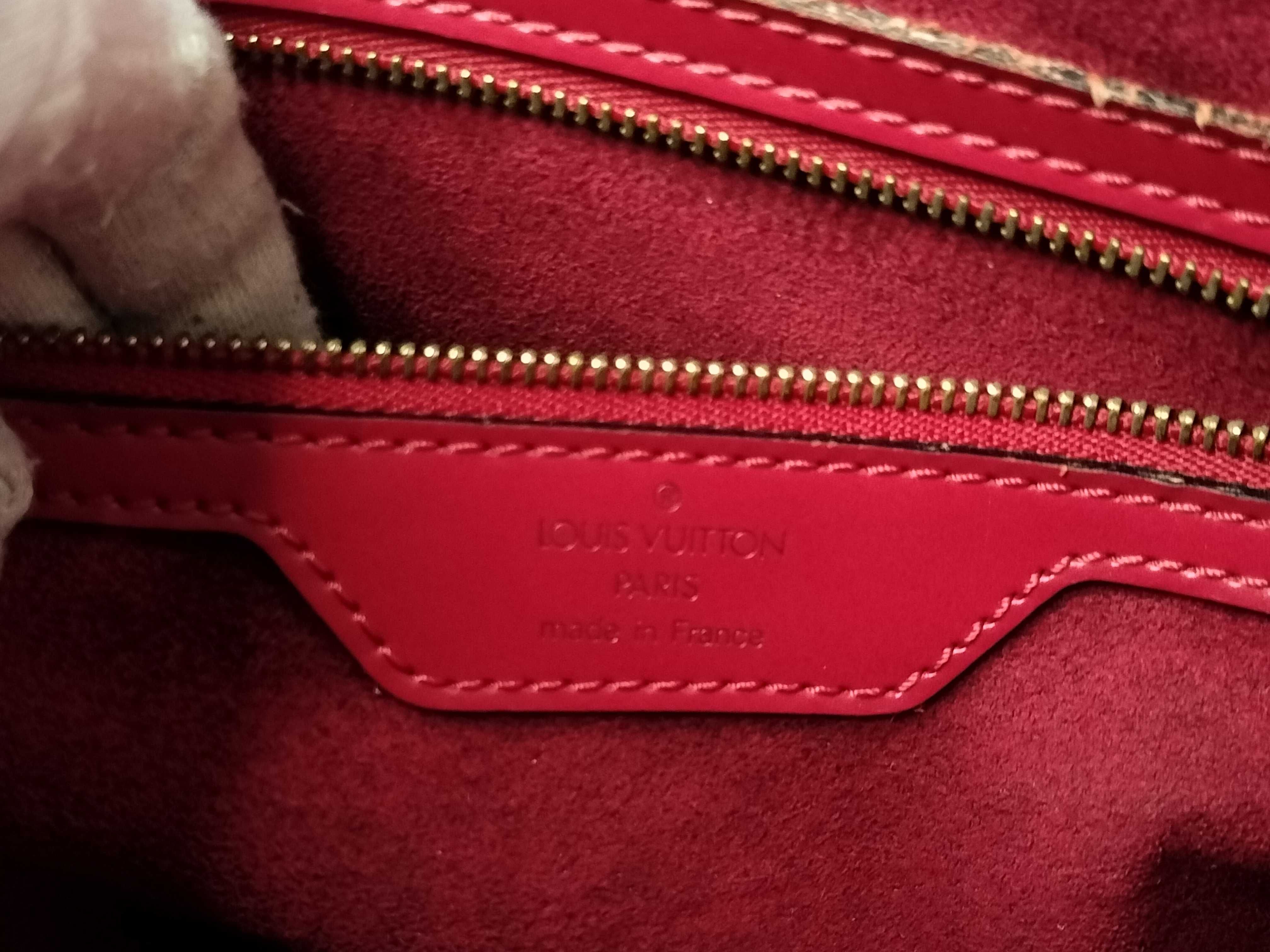 Epi LV Red Epi Deplex Bucket Pouch Tote Bag — view 15