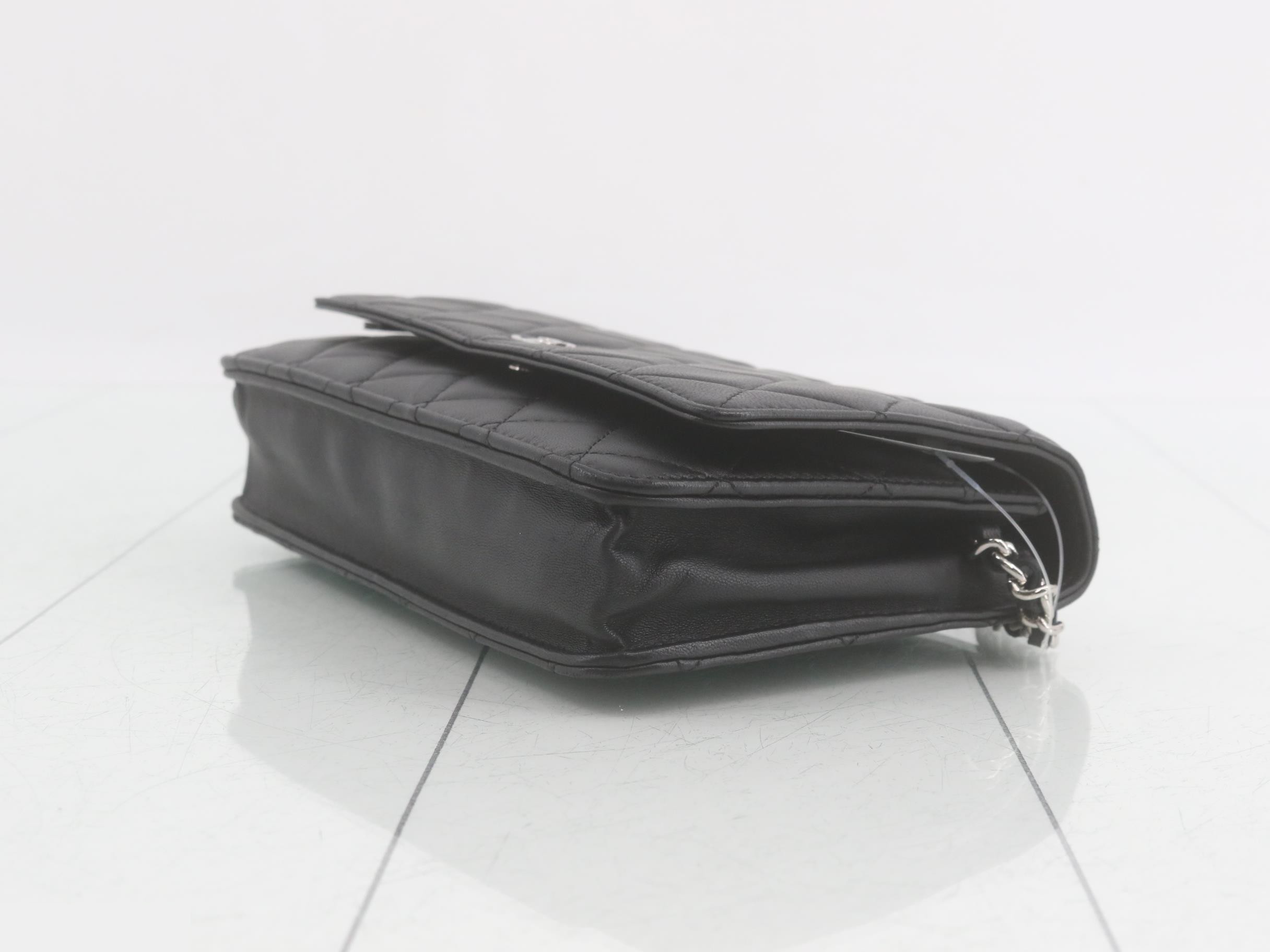 Matelassé Chain Wallet Shoulder Bag, Black — view 6