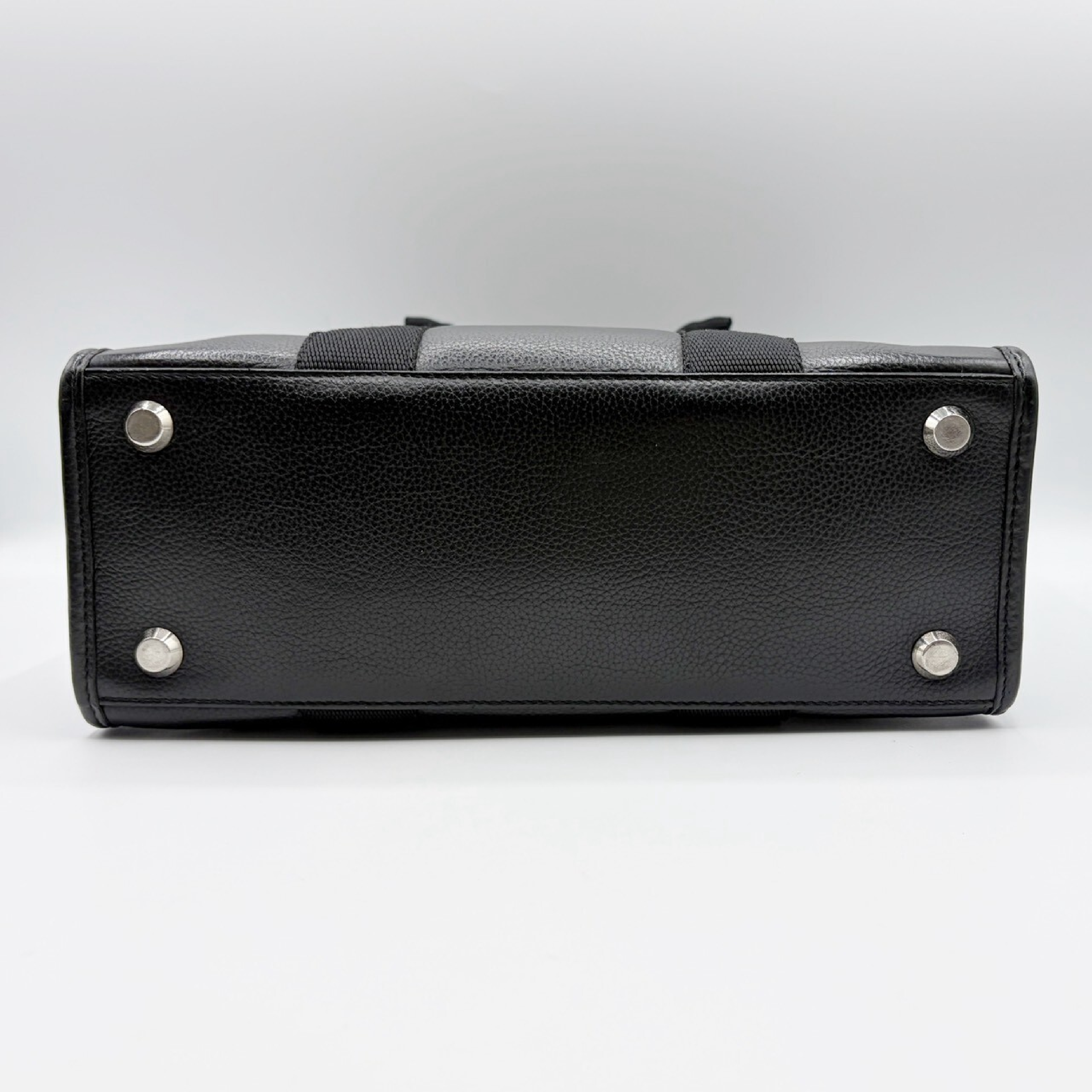 Hardware Small Tote Leather 2-way Black Tote Bag — view 4