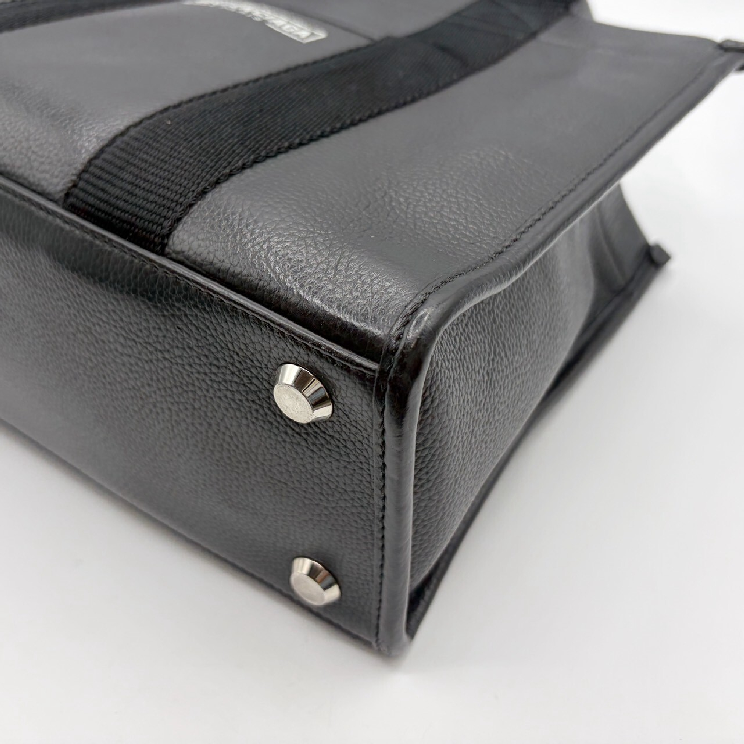 Hardware Small Tote Leather 2-way Black Tote Bag — view 6