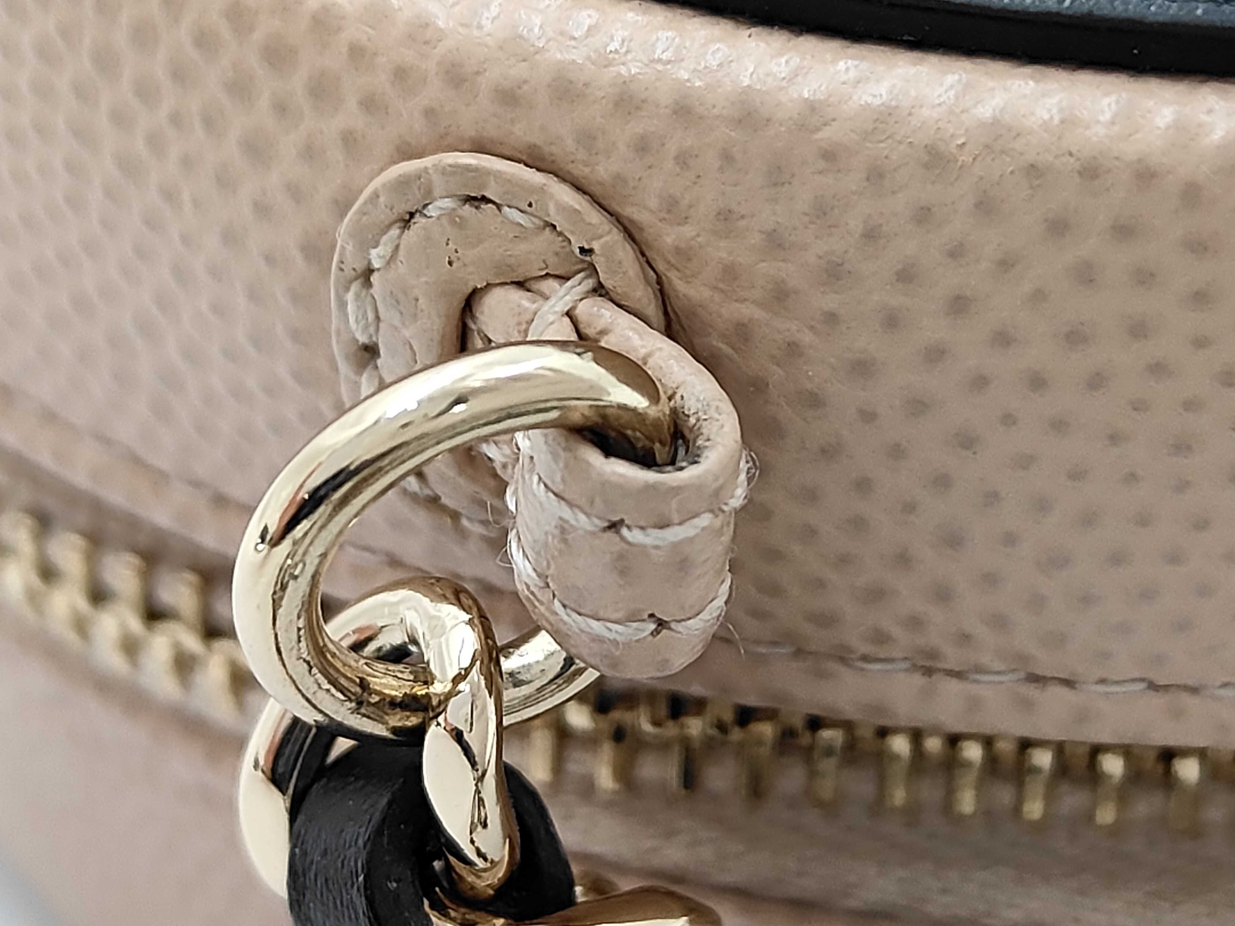 CC Figry Caviar Skin Round Chain Shoulder Bag — view 7