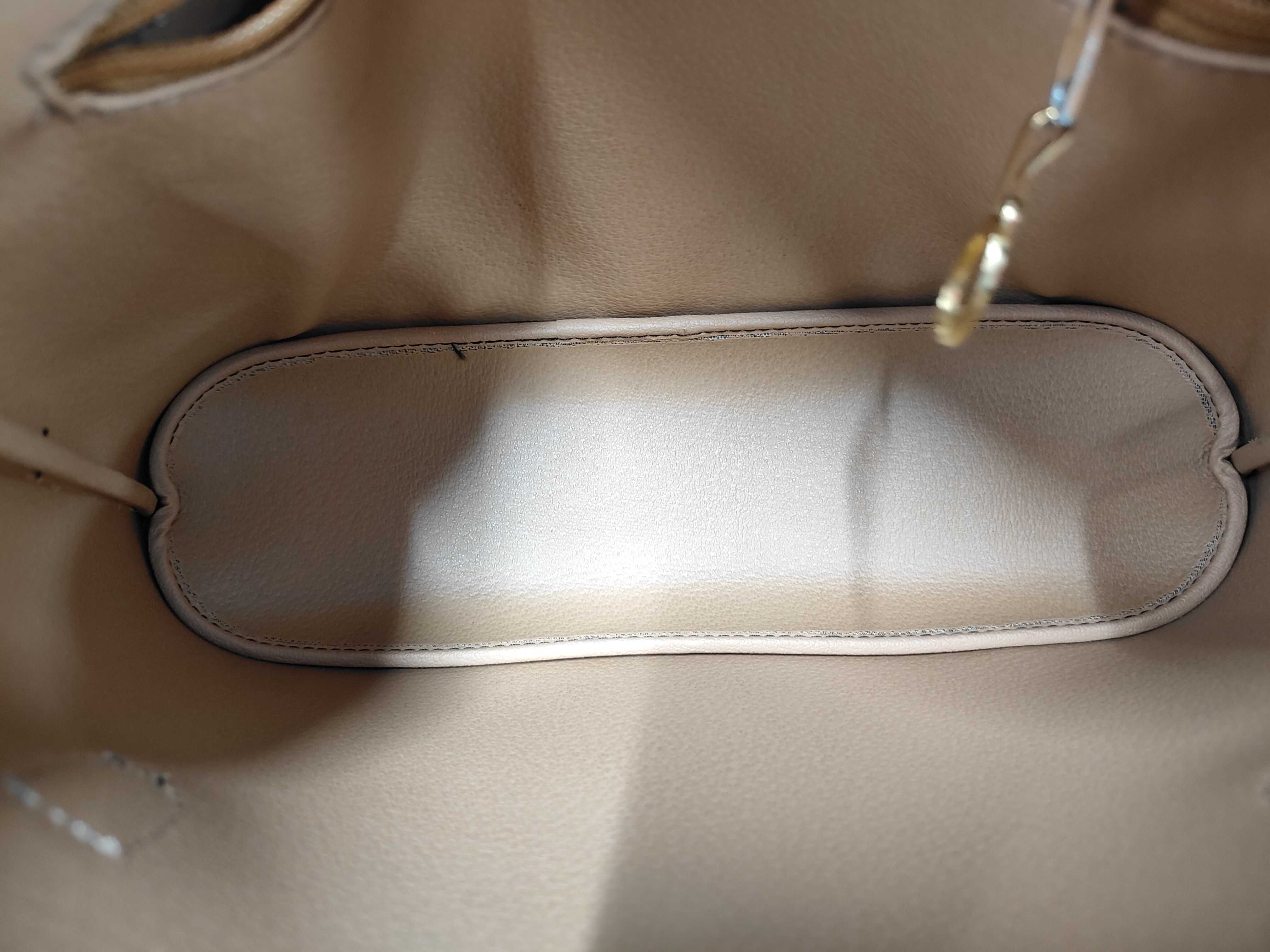 Vintage Leather Tote Bag — view 10