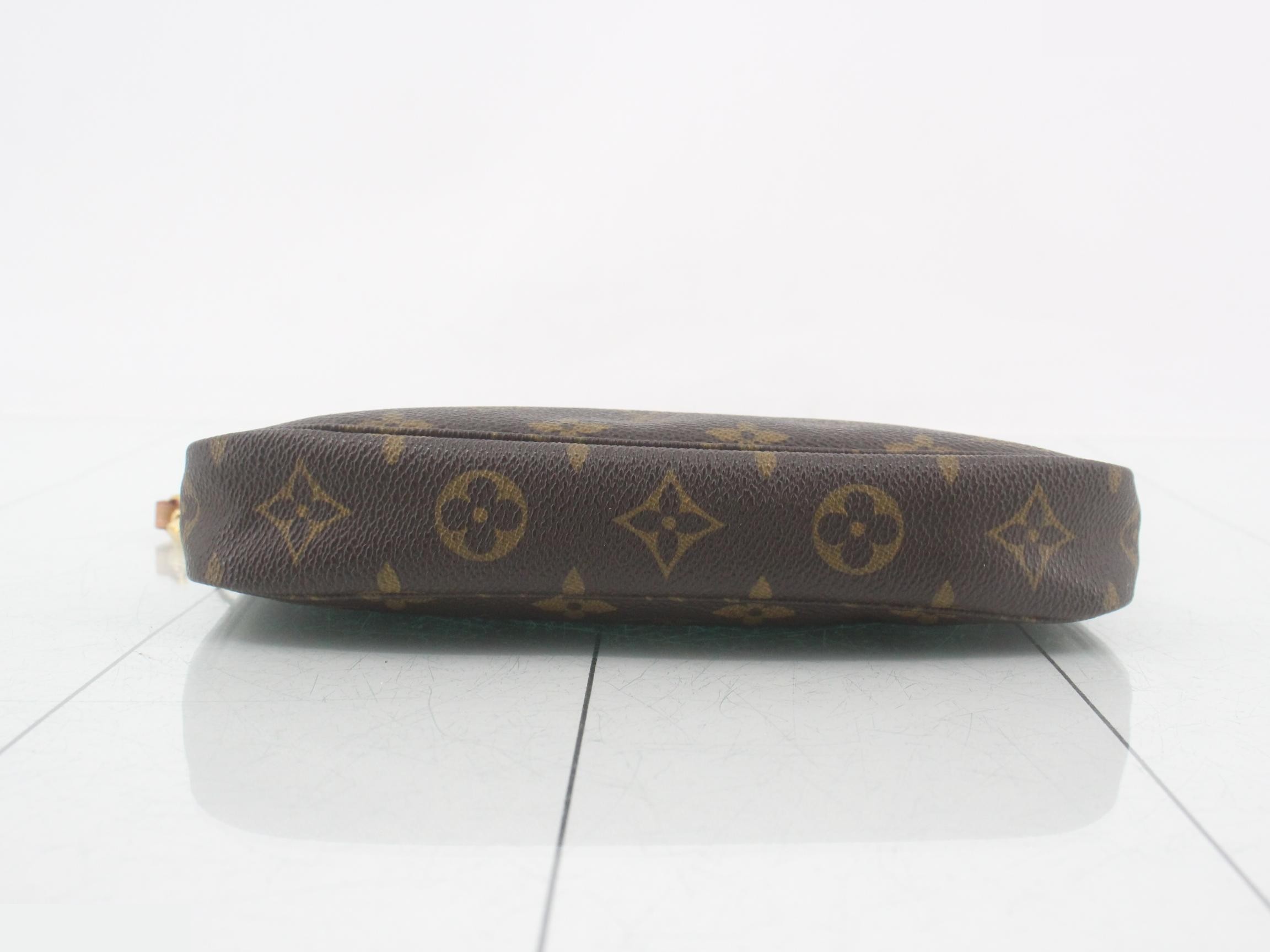 Monogram Accessoires Handbag — view 3