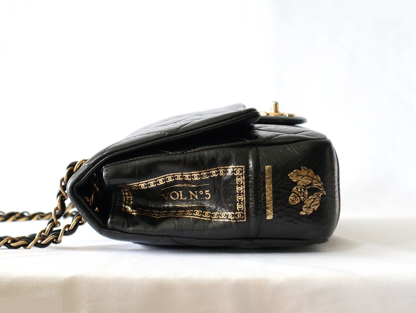 Matelassé Vintage Calf Double Chain Shoulder Bag, Black — view 6