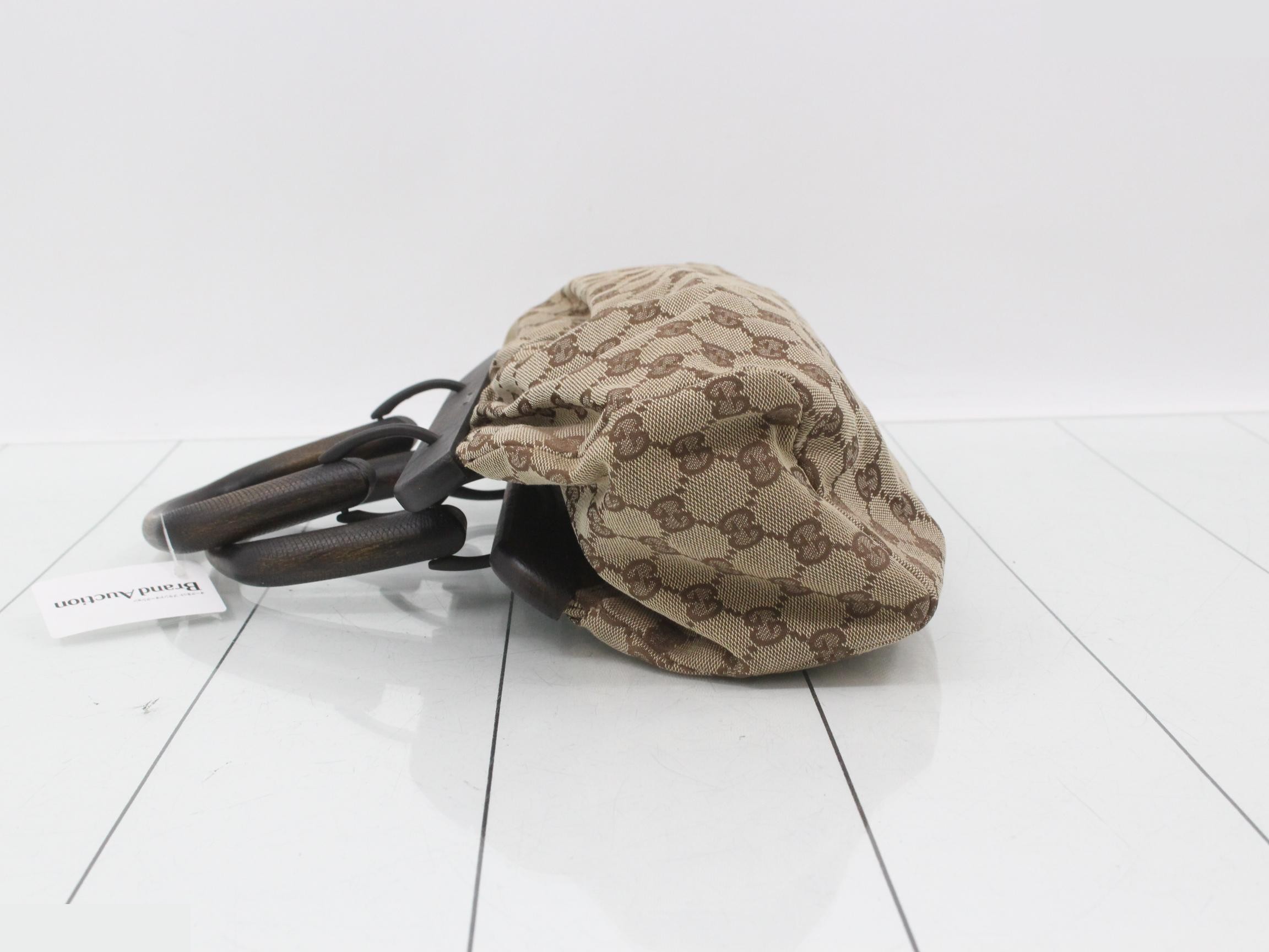 Beige handbag — view 4