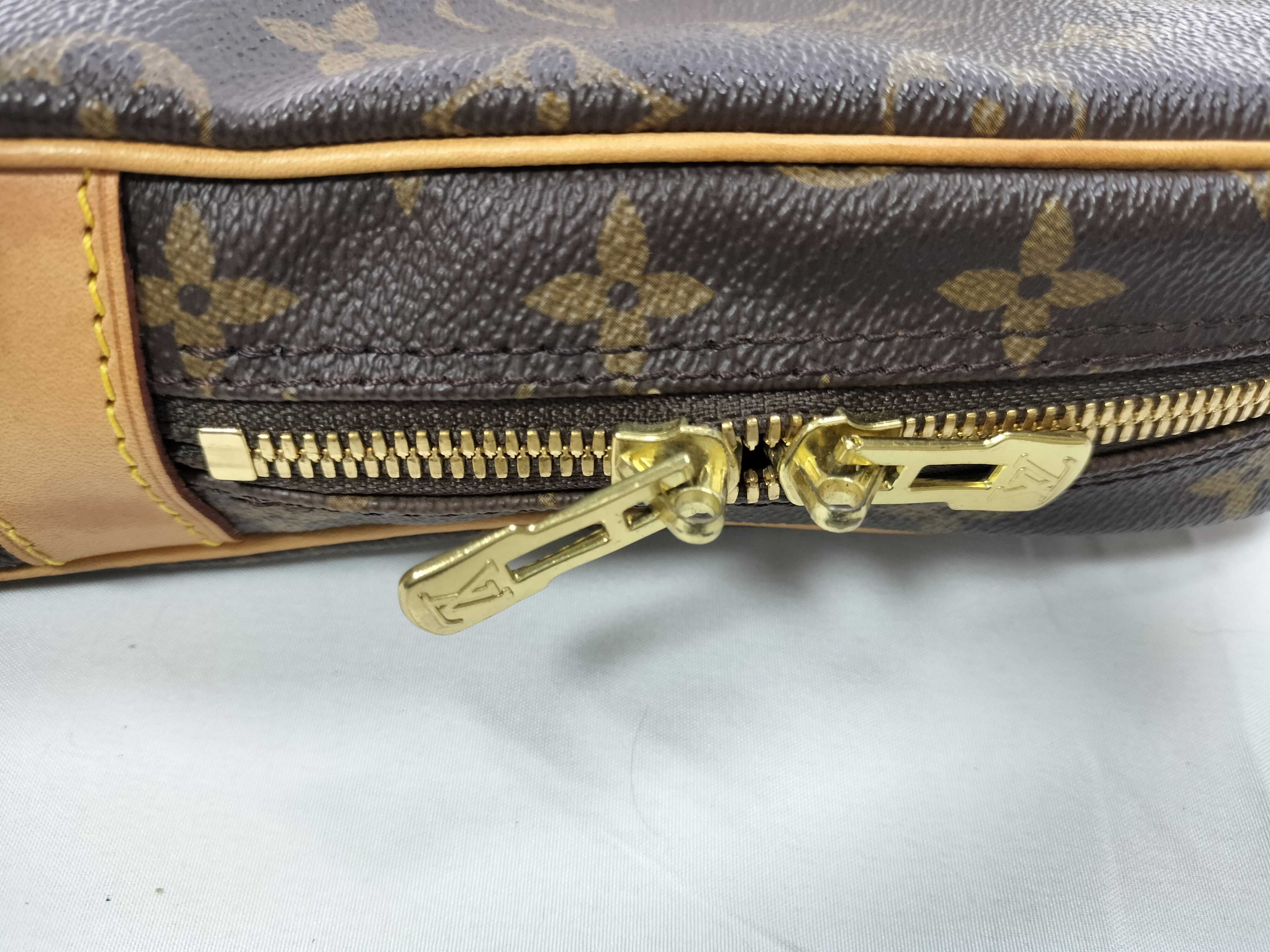Monogram M40226 Porte Documents Voyage Business Bag — view 11