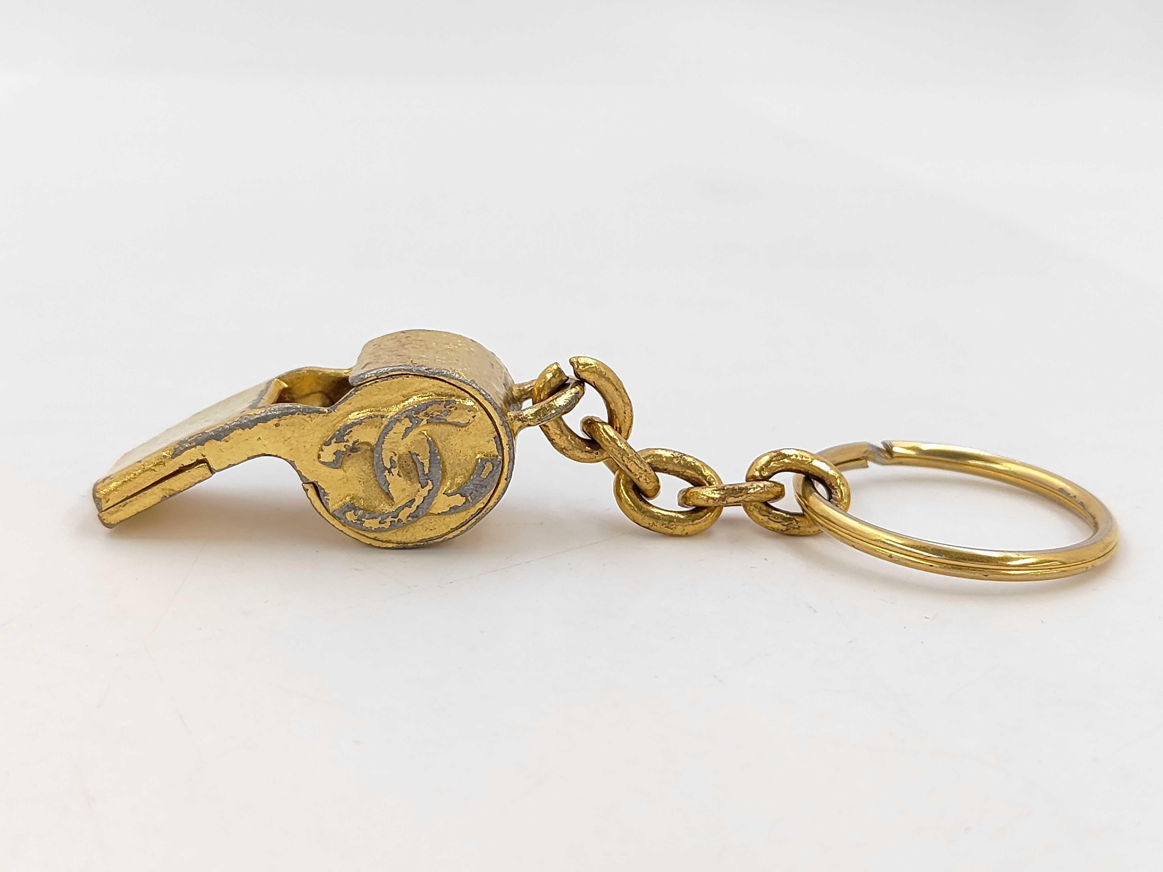 Whistle keychain and other accessories — view 2