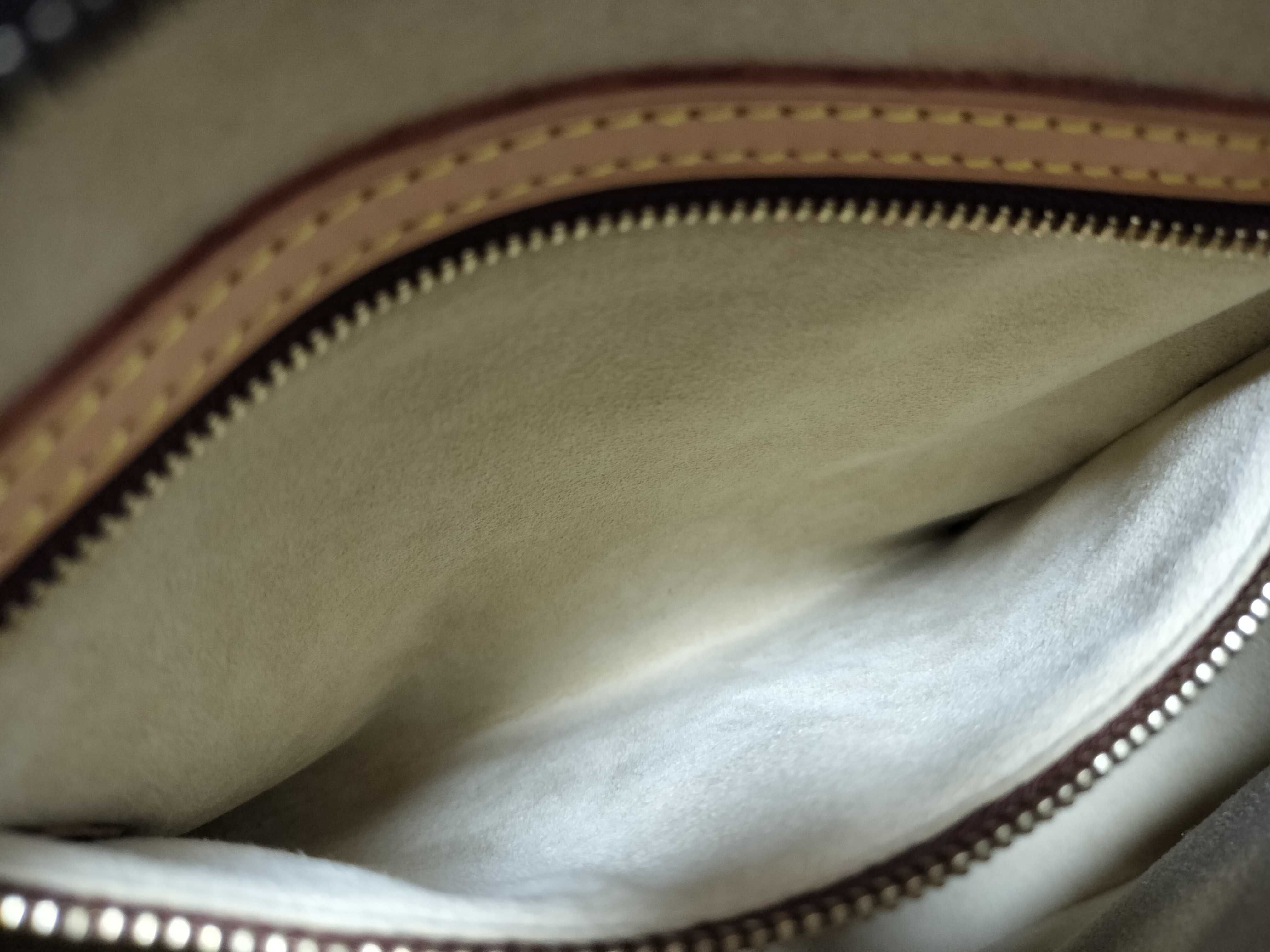 Monogram Looping MM M51146 FL1010 Monogram Shoulder Bag — view 12