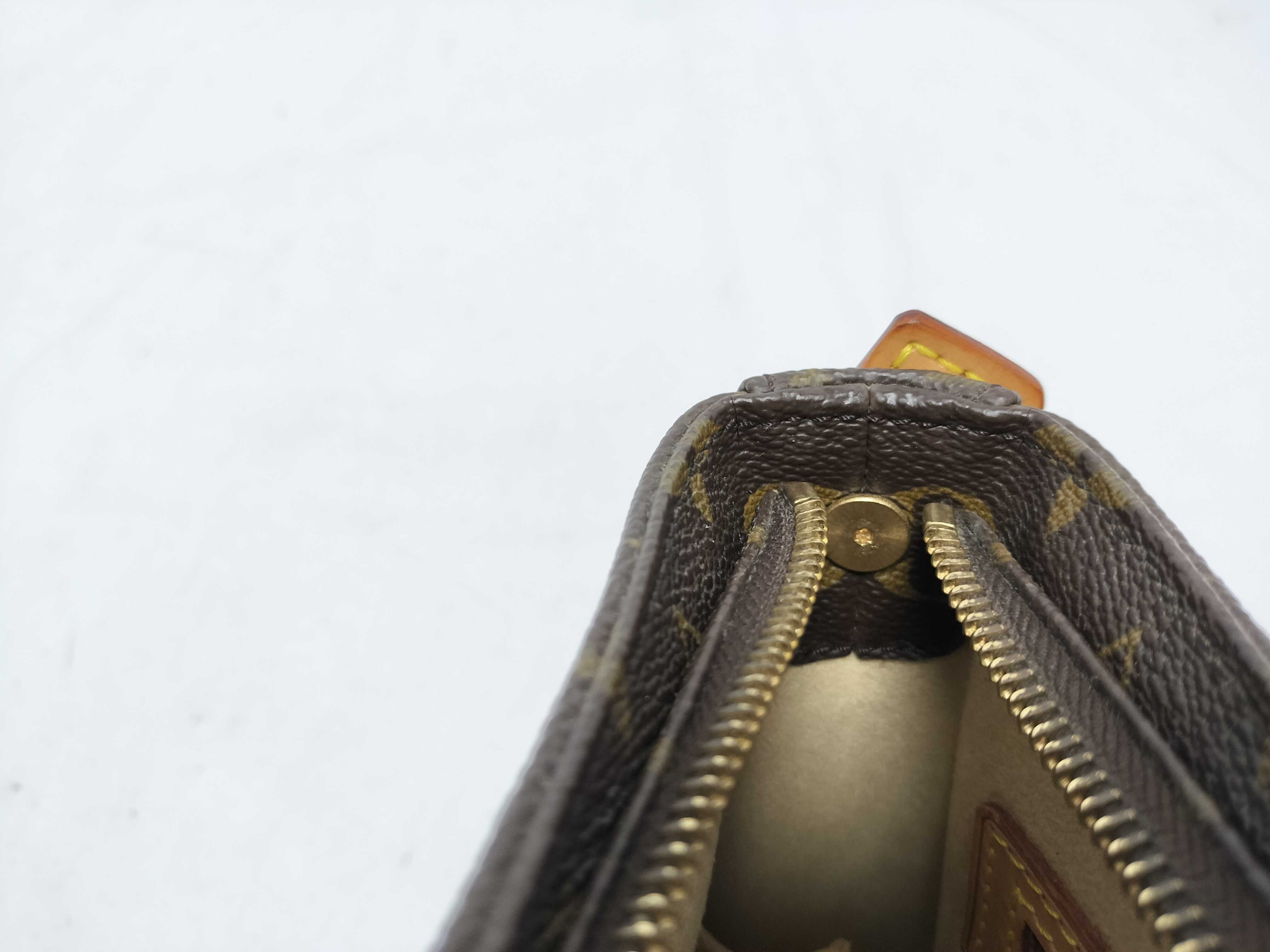 Monogram Looping MM M51146 FL1010 Monogram Shoulder Bag — view 13