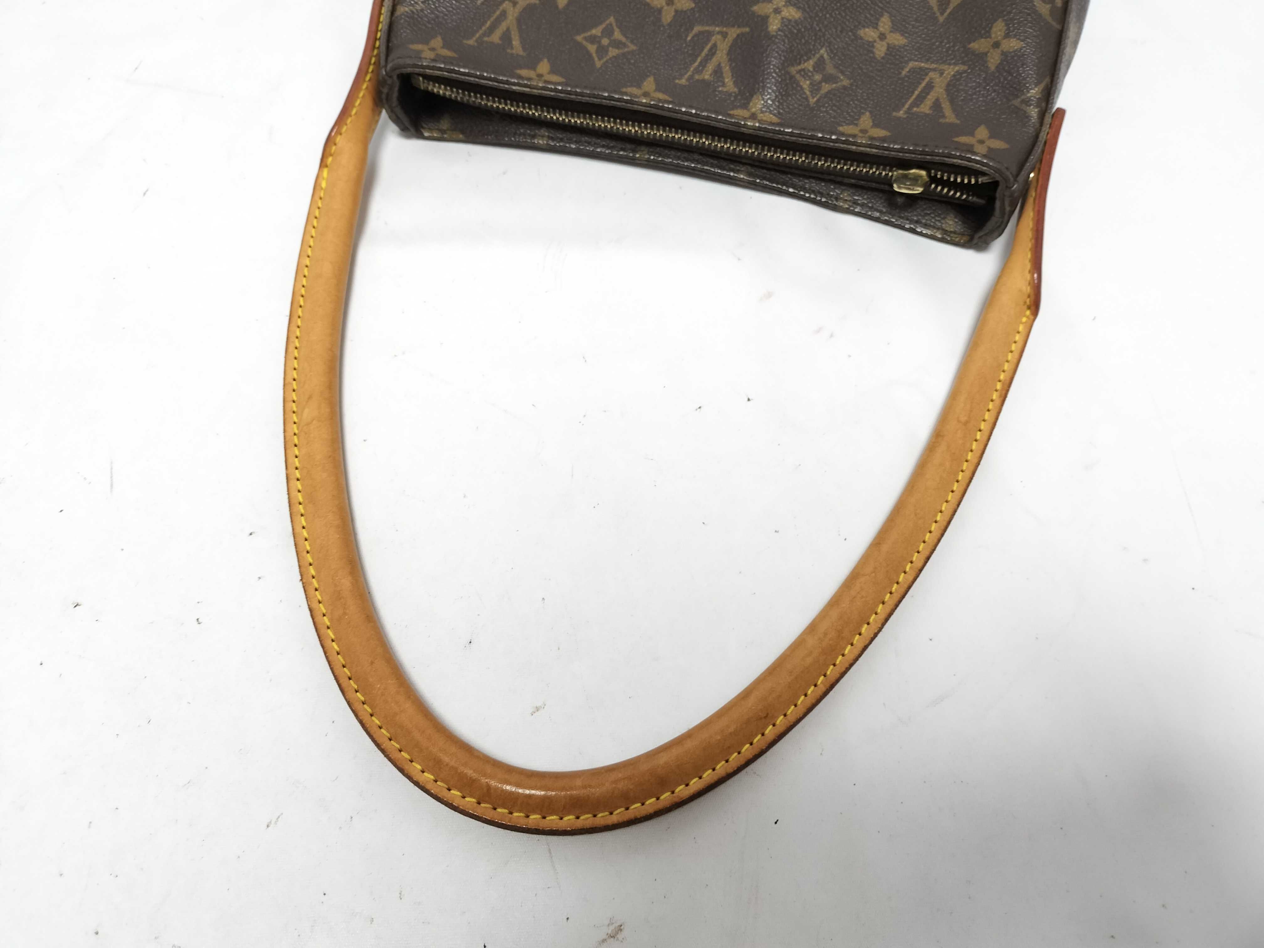 Monogram Looping MM M51146 FL1010 Monogram Shoulder Bag — view 3