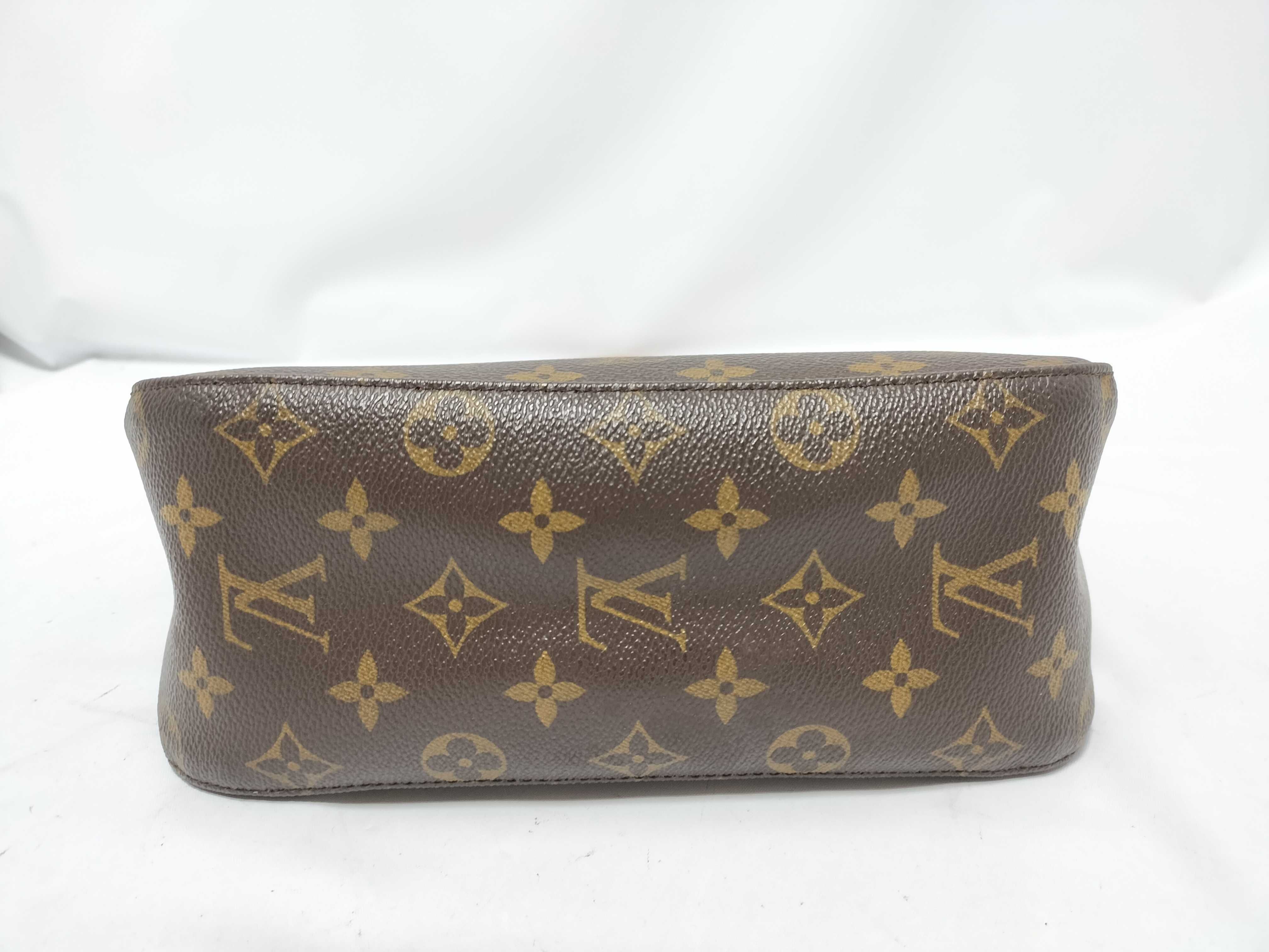 Monogram Looping MM M51146 FL1010 Monogram Shoulder Bag — view 8