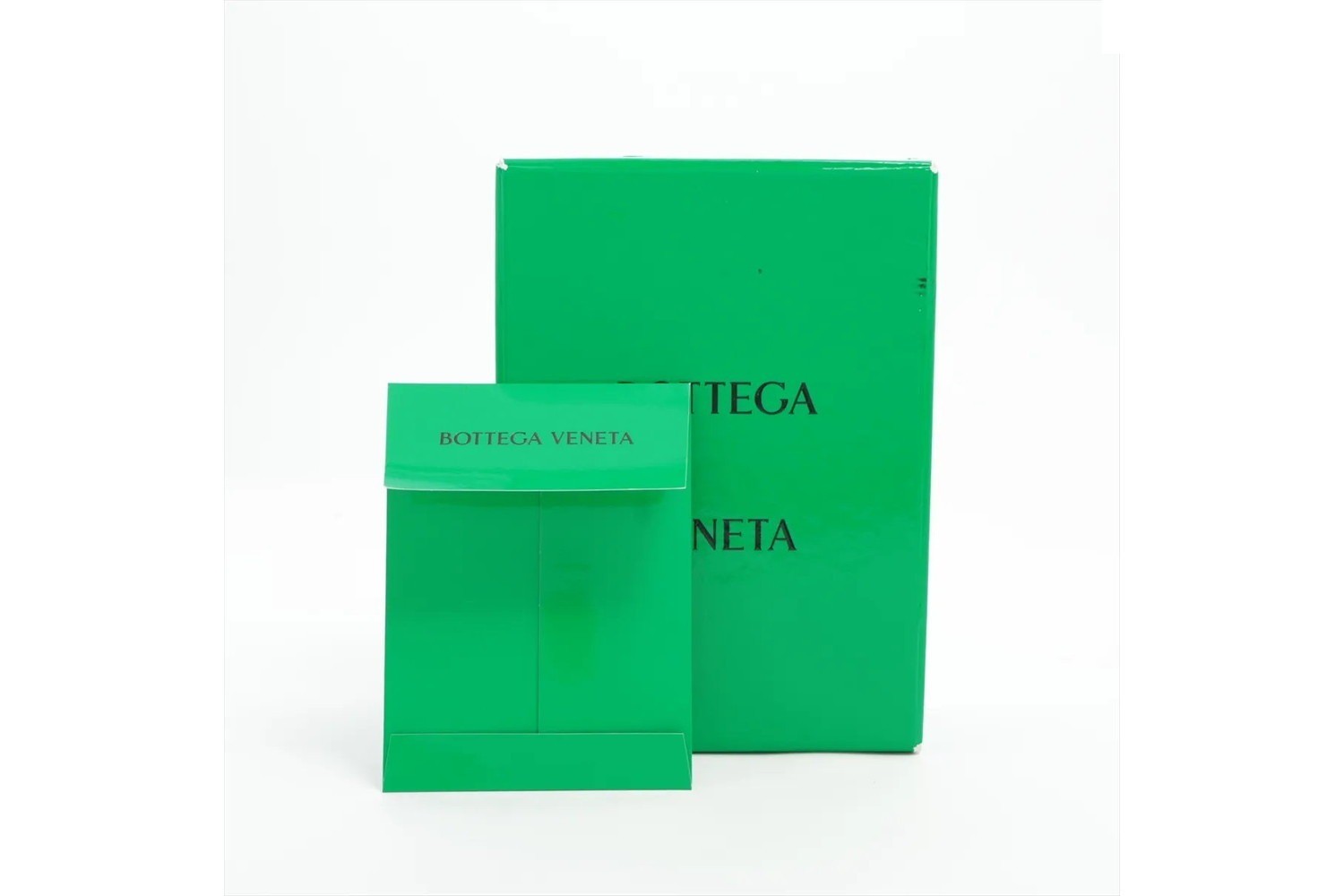 Cassette Small Leather Bi-fold Wallet — view 7
