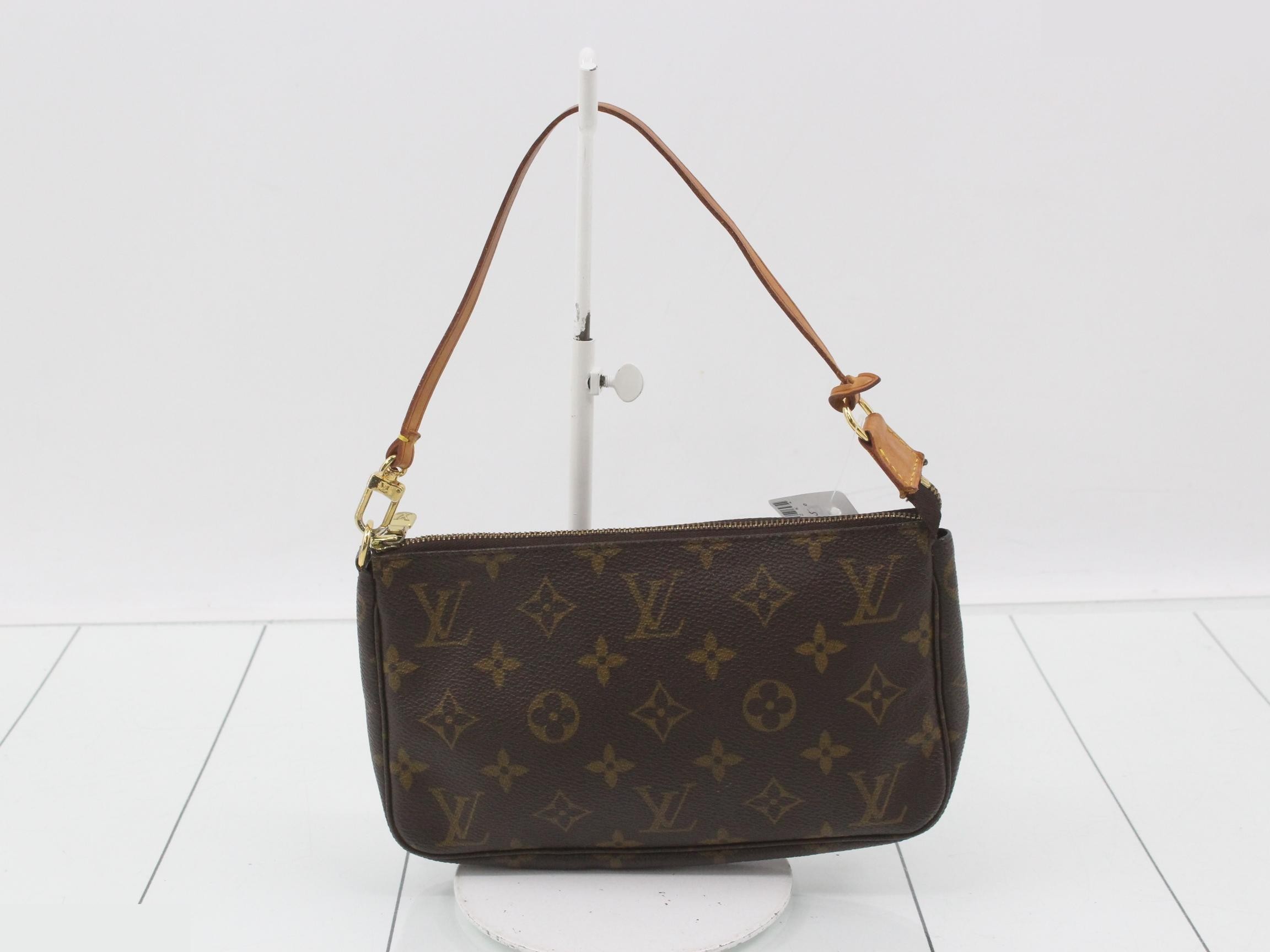 Pochette Accessoires (old model)