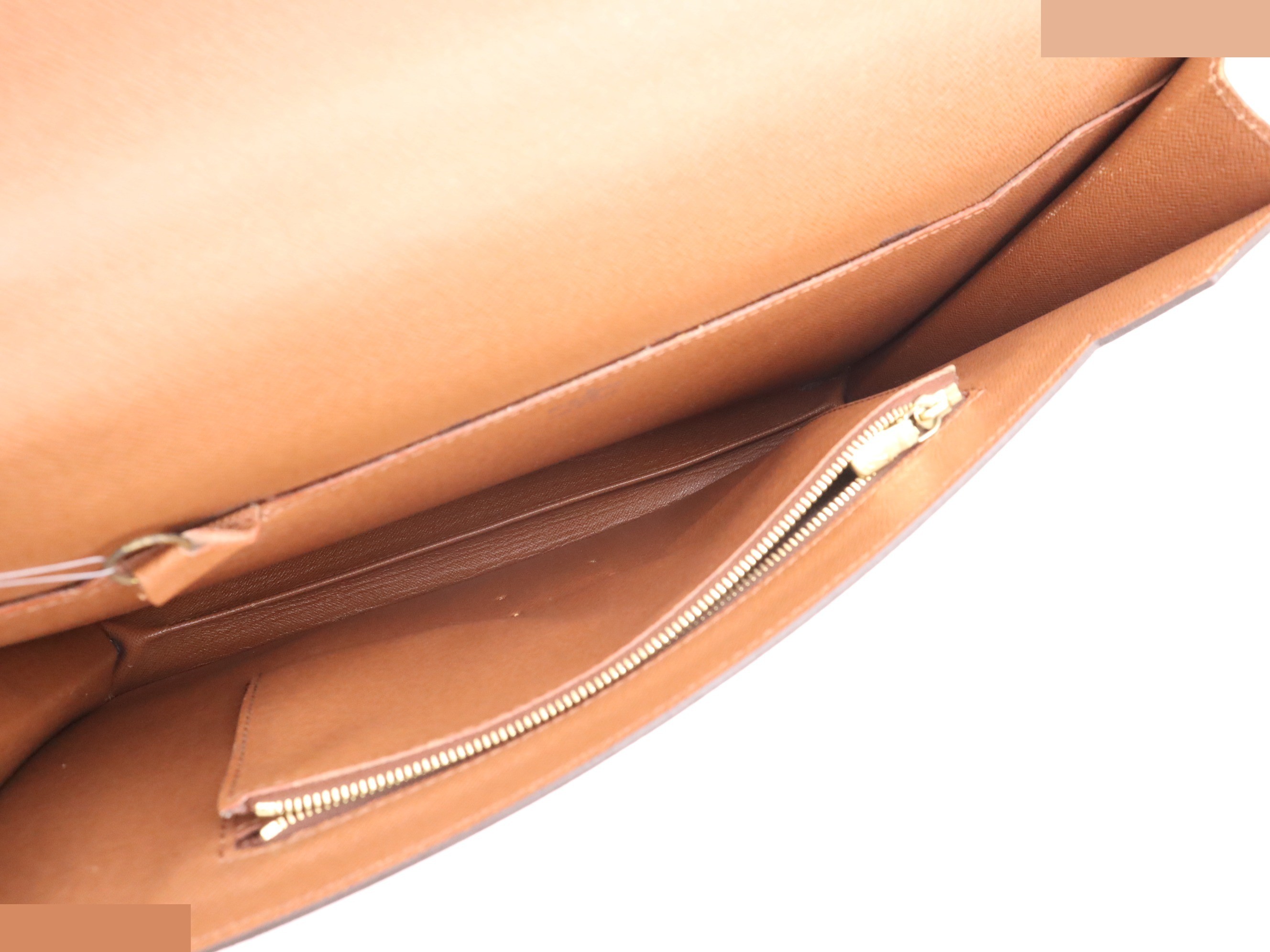 Porte-documents bandoulière with shoulder strap and key — view 7