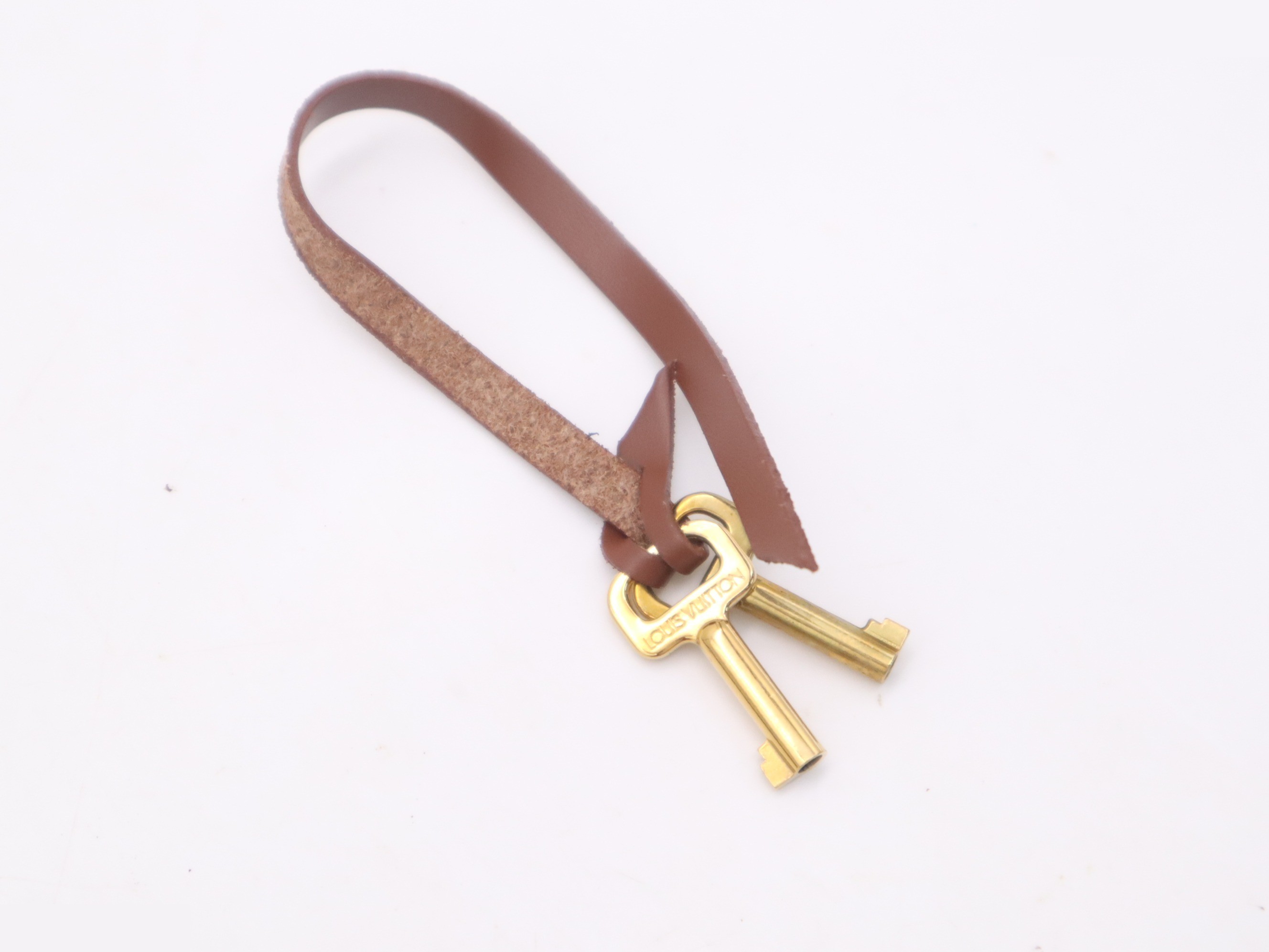 Porte-documents bandoulière with shoulder strap and key — view 9