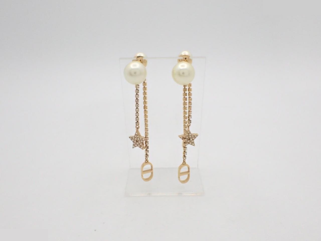 Gold earrings — view 2