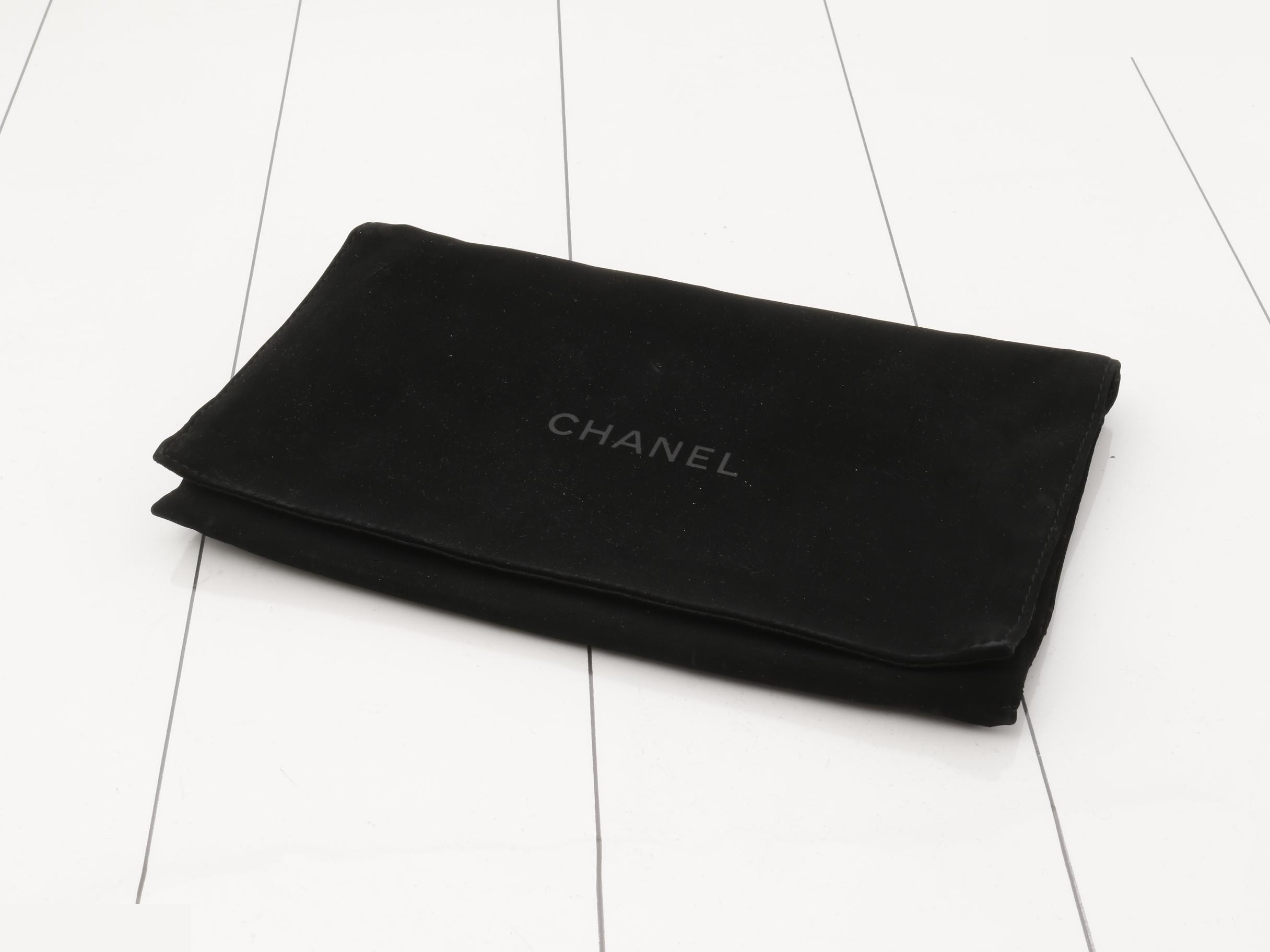 Matelassé (bag) and wallet, caviar leather, Coco mark, black — view 5
