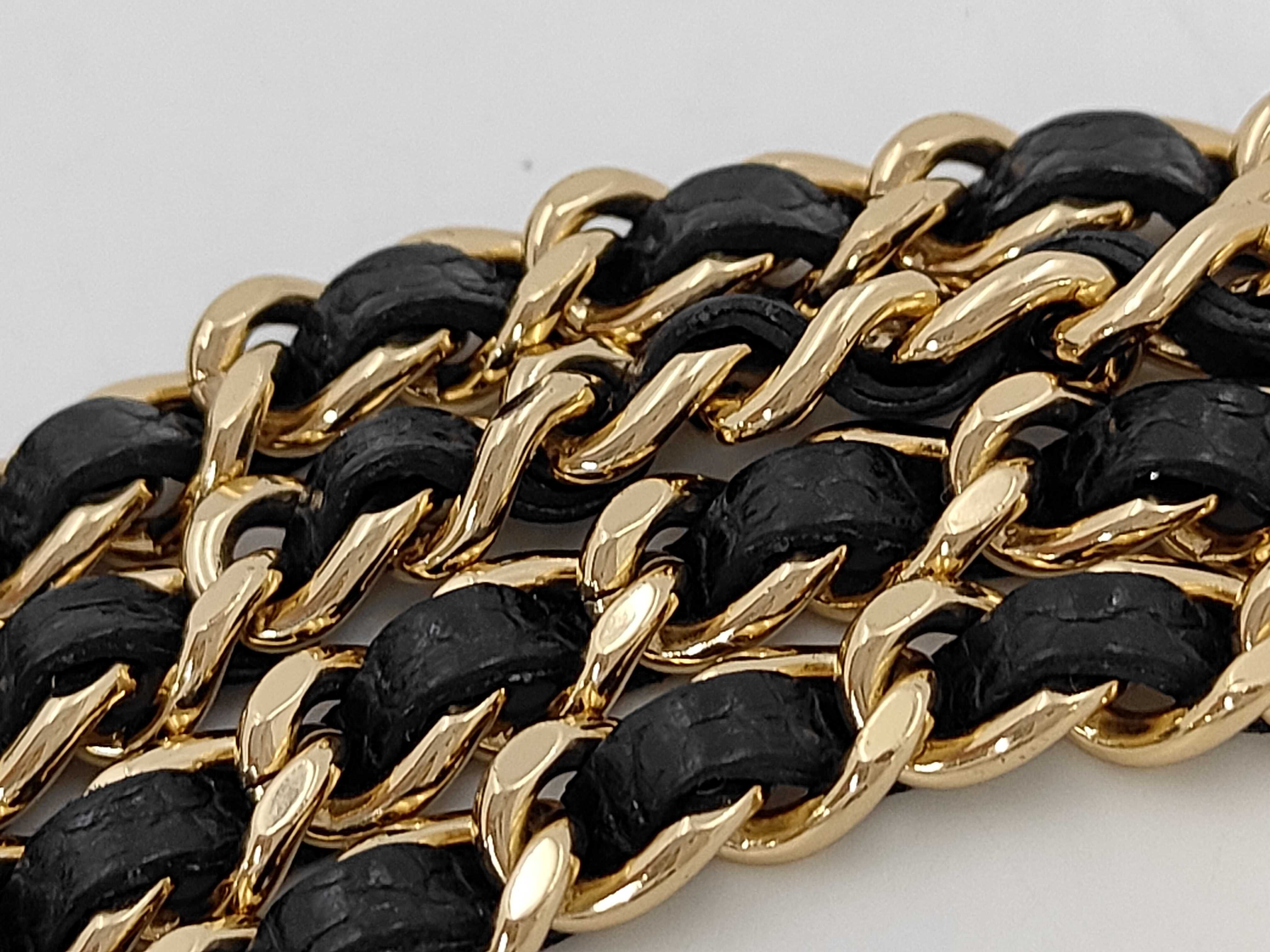 Chain Wallet Shoulder Bag — view 6