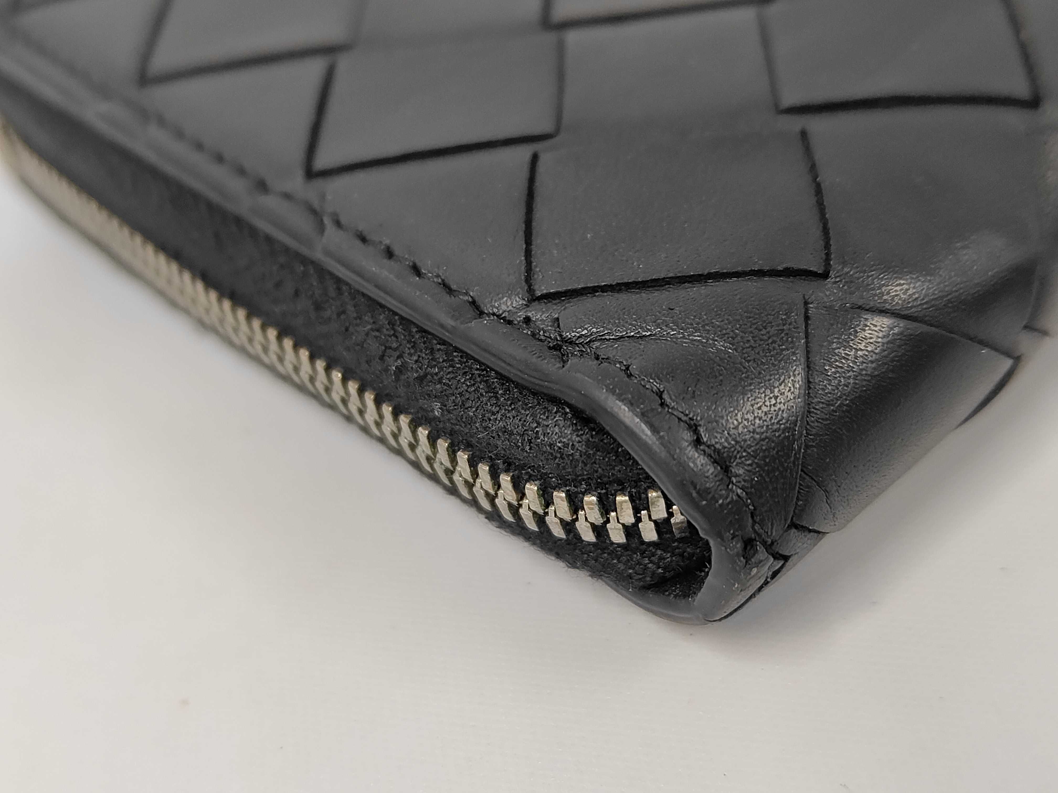 Intrecciato Zippy Wallet Black — view 3