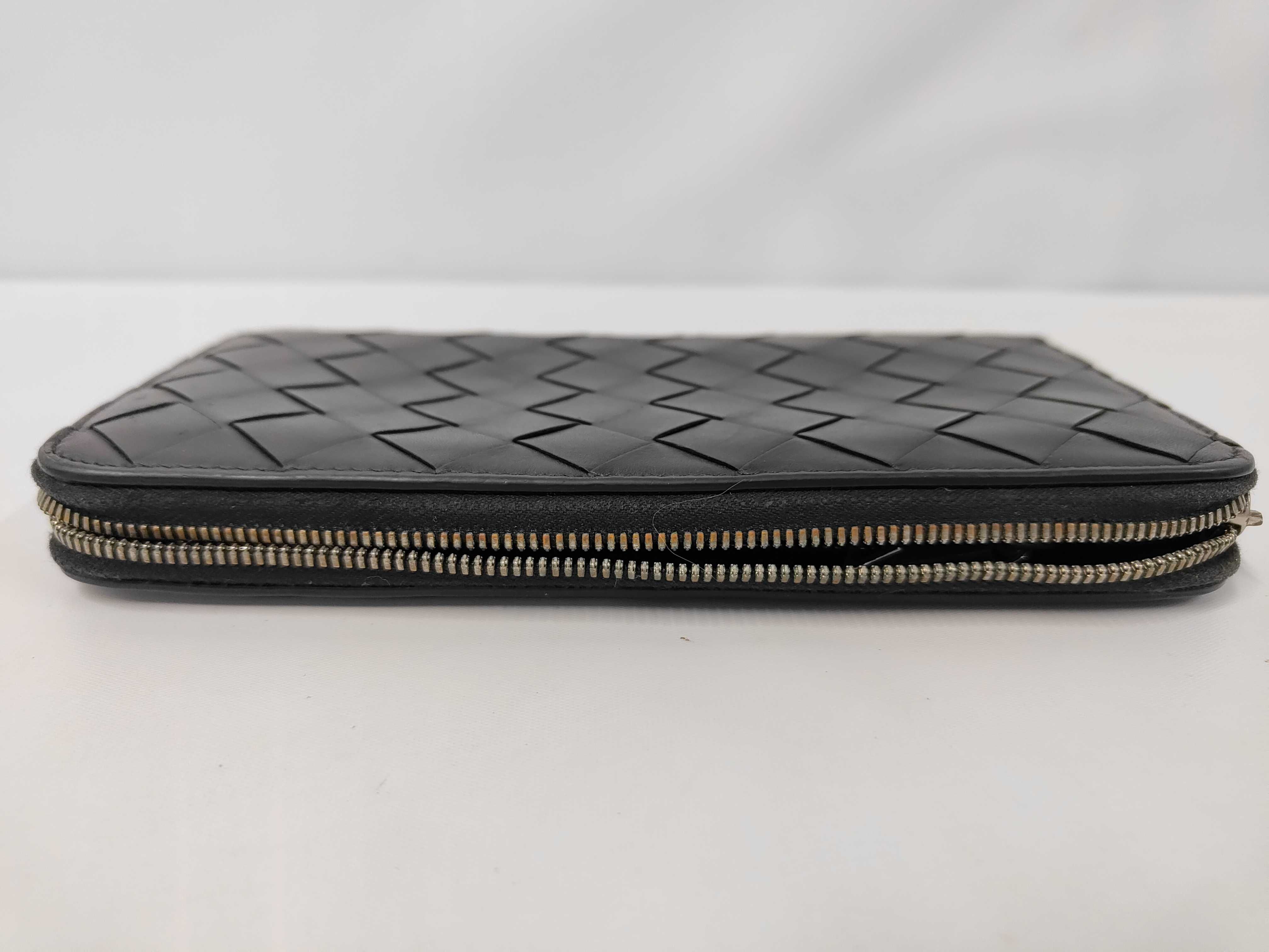 Intrecciato Zippy Wallet Black — view 6