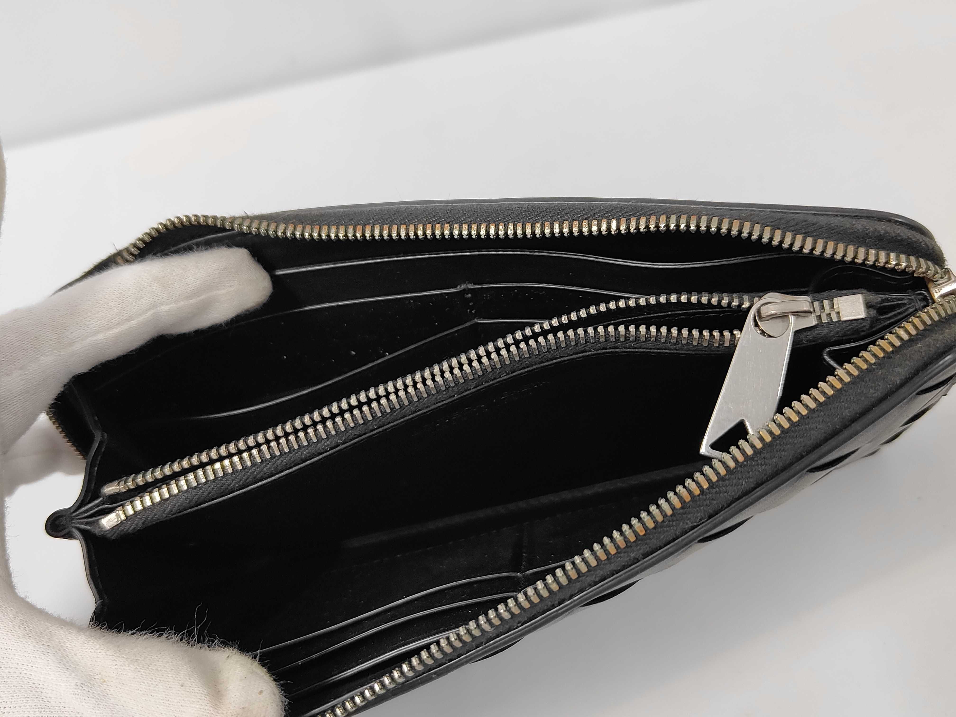 Intrecciato Zippy Wallet Black — view 8