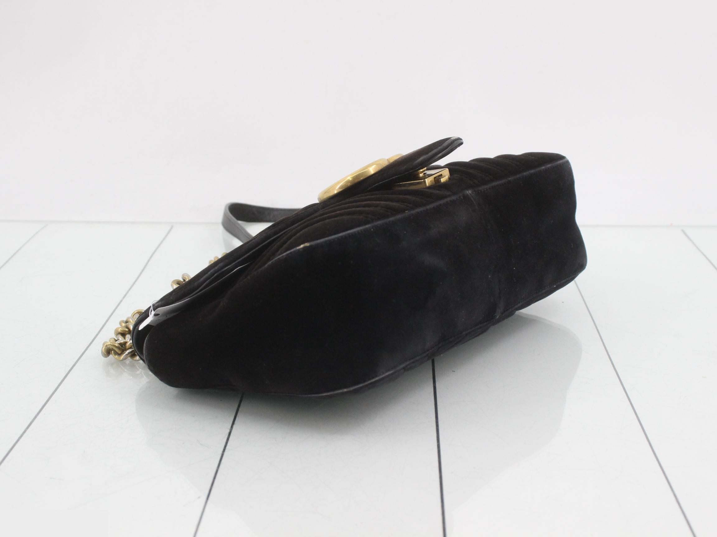 GG Marmont Velour Black Quilted Shoulder Bag — view 5