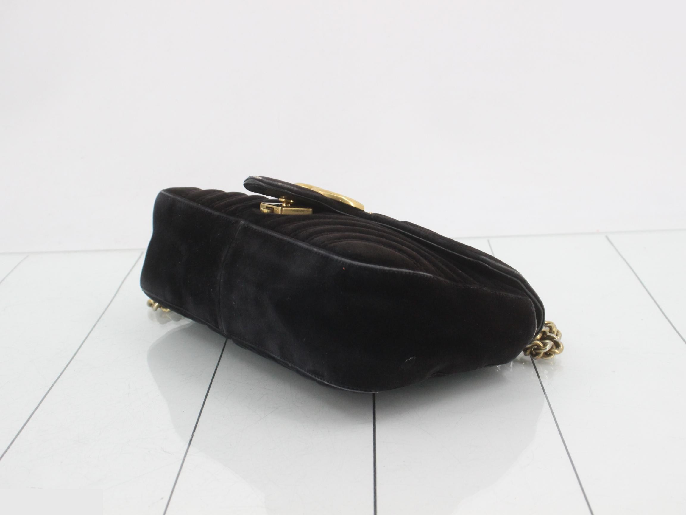 GG Marmont Velour Black Quilted Shoulder Bag — view 6