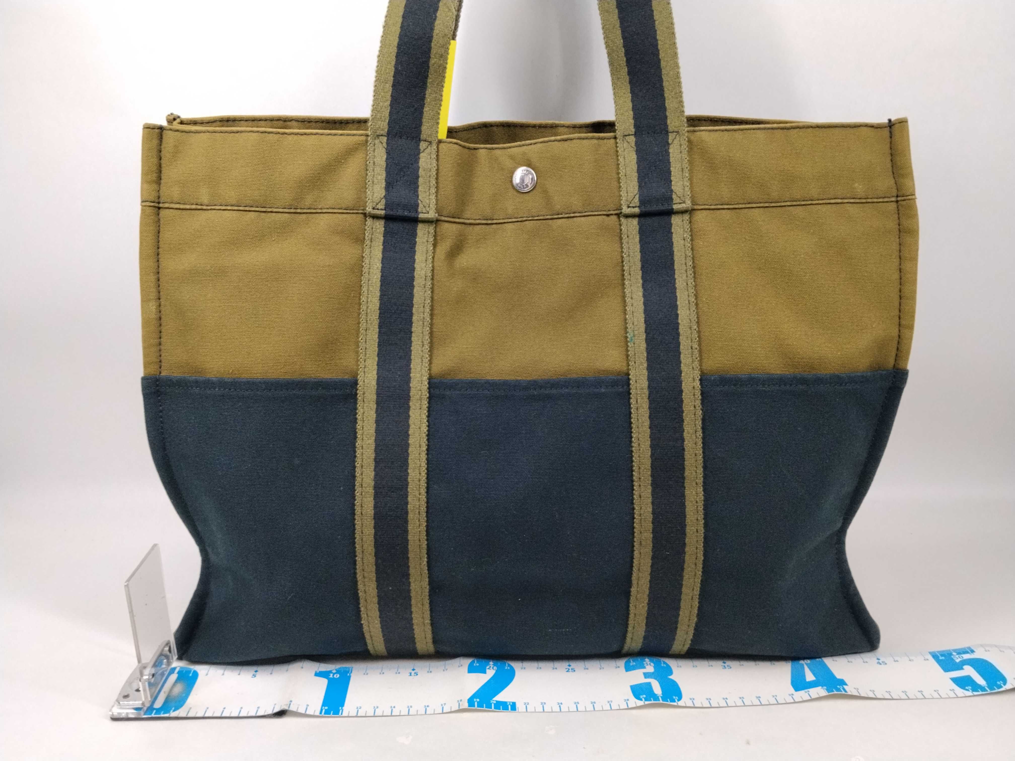 Fourre-Tout handbag, canvas, khaki x black tote bag — view 2