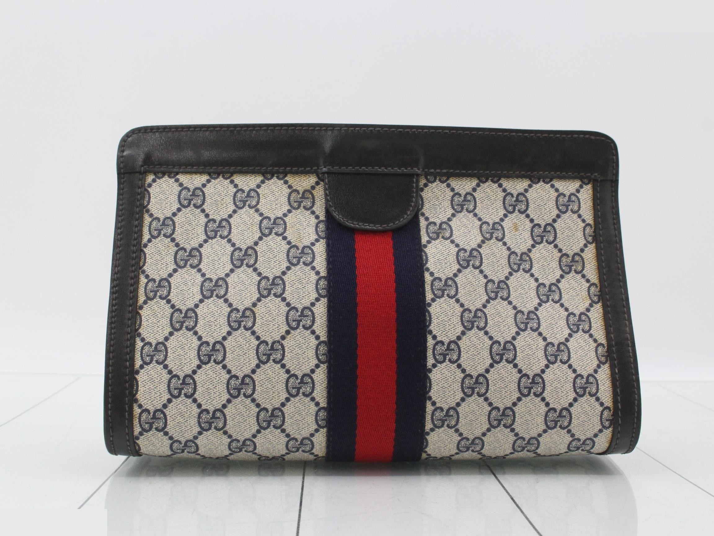 GG Supreme Sherry Line Clutch Bag — view 2