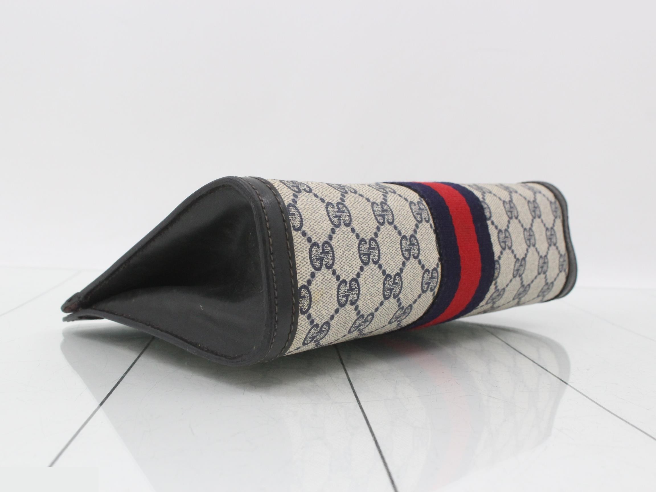 GG Supreme Sherry Line Clutch Bag — view 5