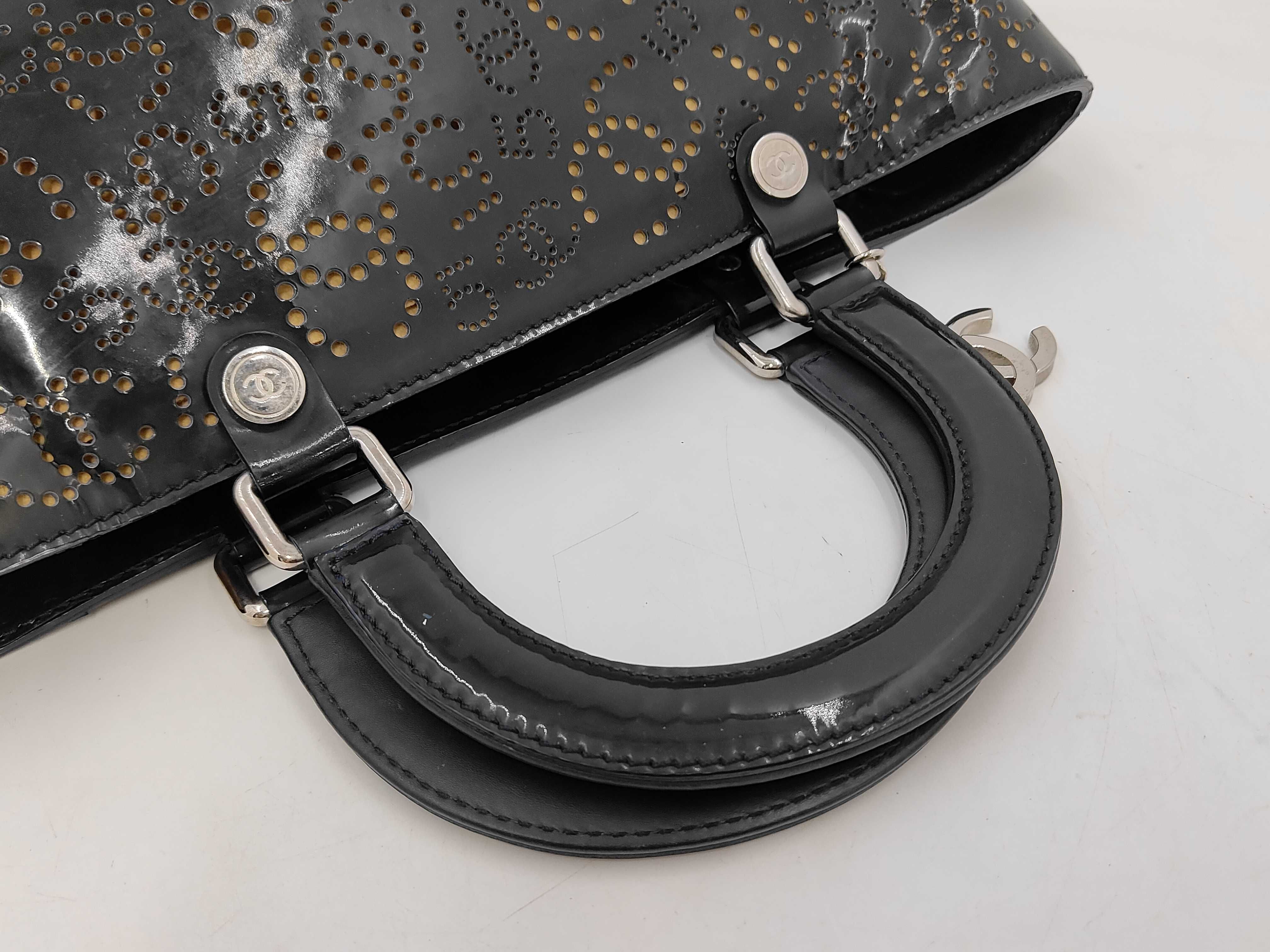 Coco Mark Patent Leather Handbag Tote Bag (with serial number sticker) — view 3