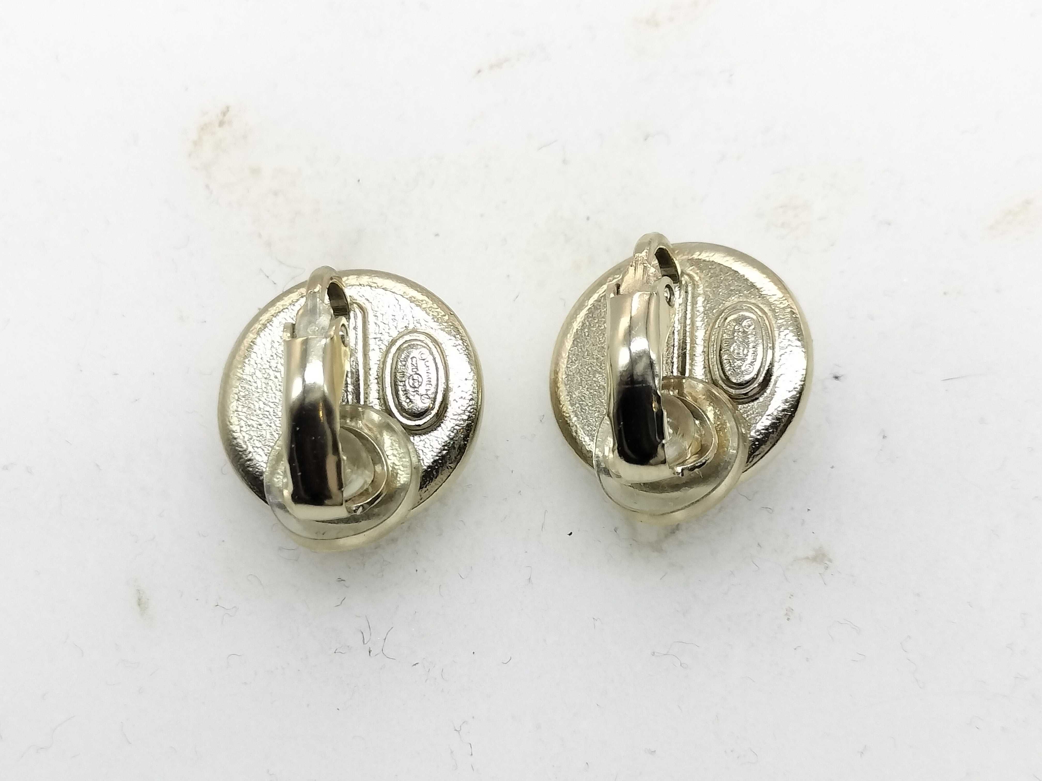 C20K earring set earrings — view 4