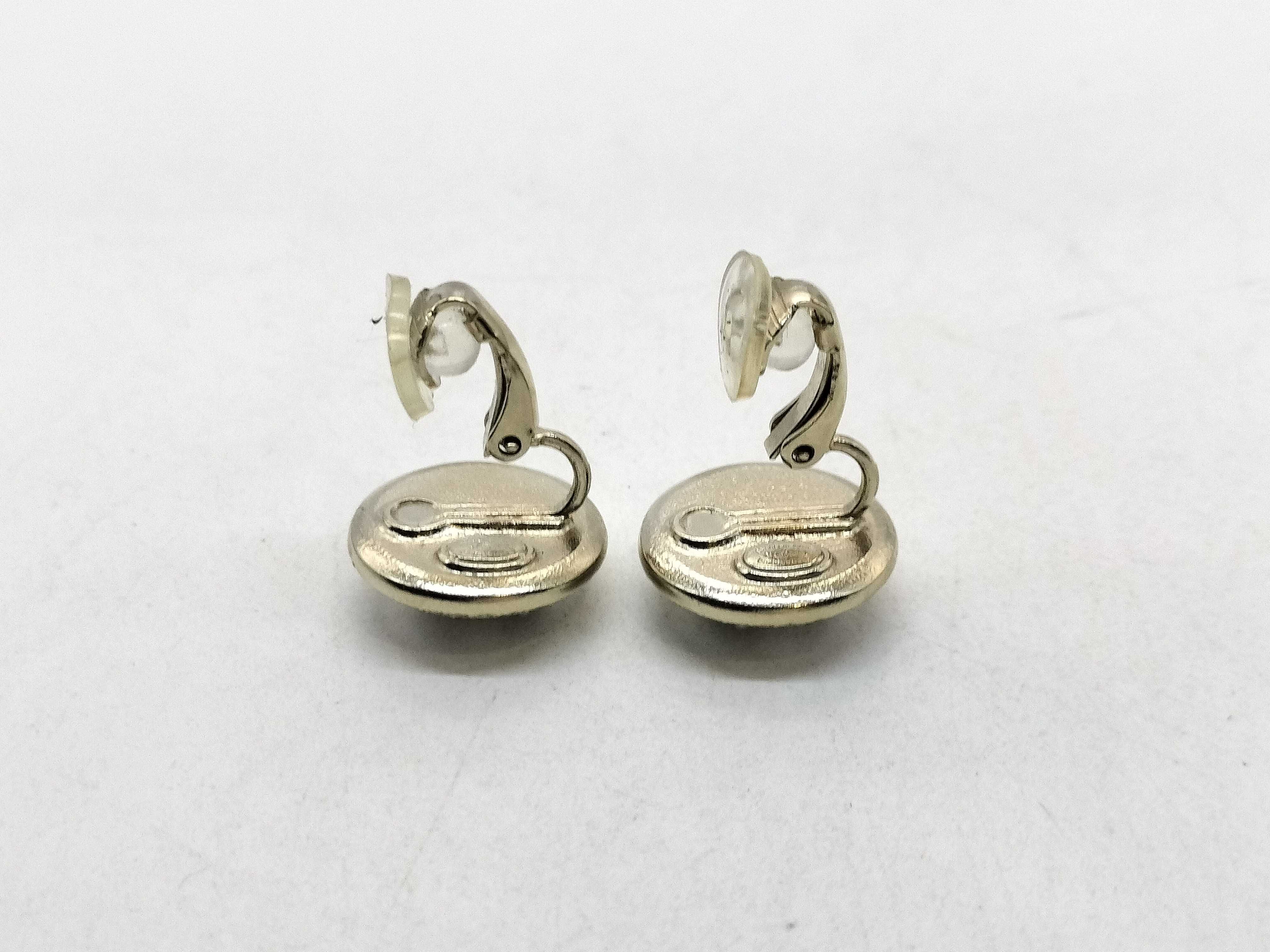 C20K earring set earrings — view 7