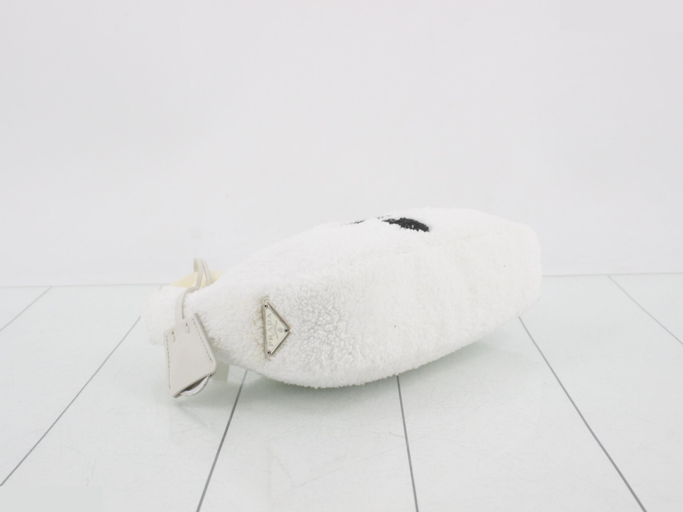 Re-Edition 2000 Pile Handbag, White — view 5